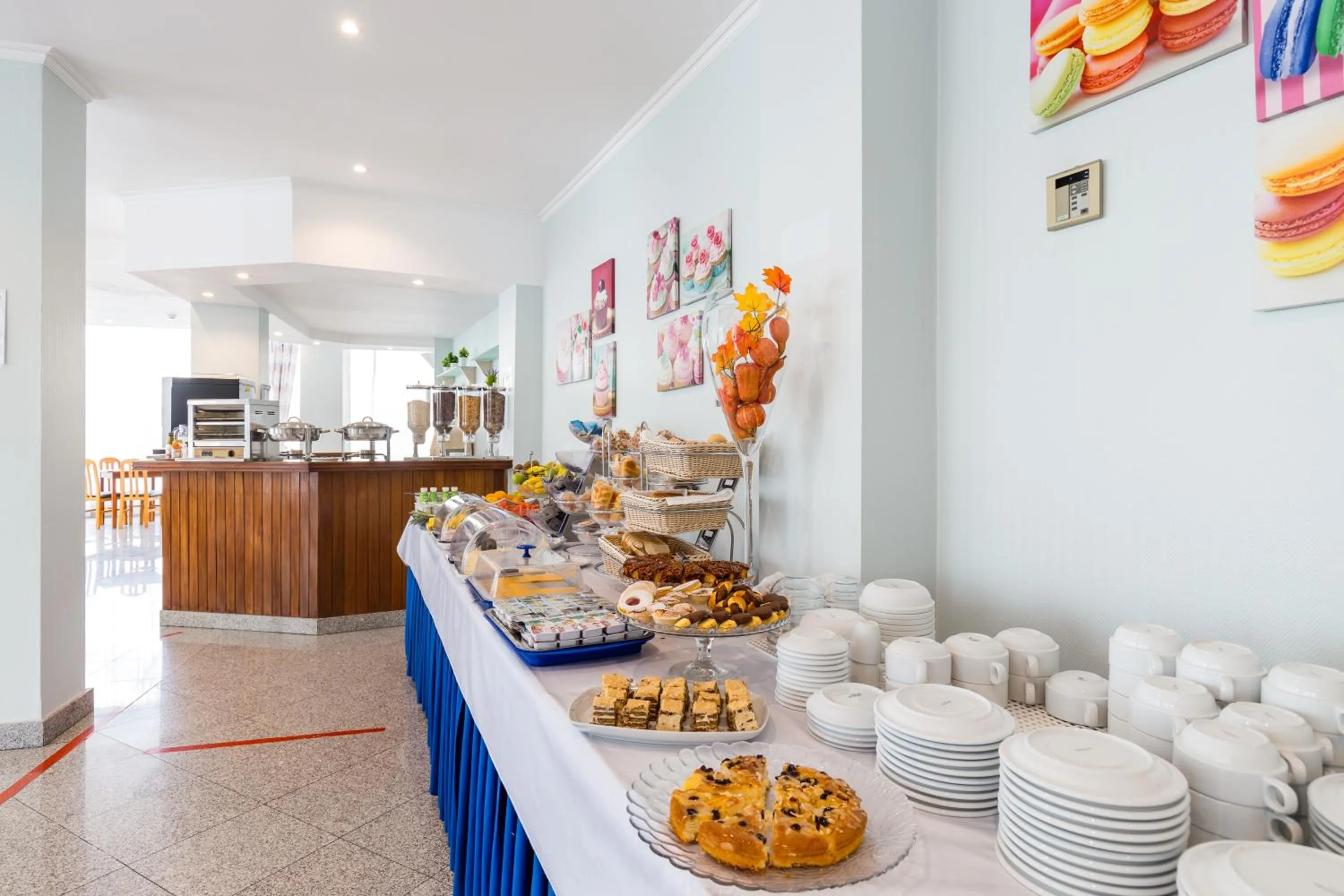 Breakfast in Hotel Residencial Colibri