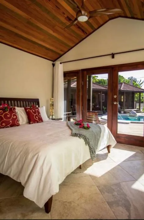 Bedroom, Bed in Marbucks Bed & Breakfast