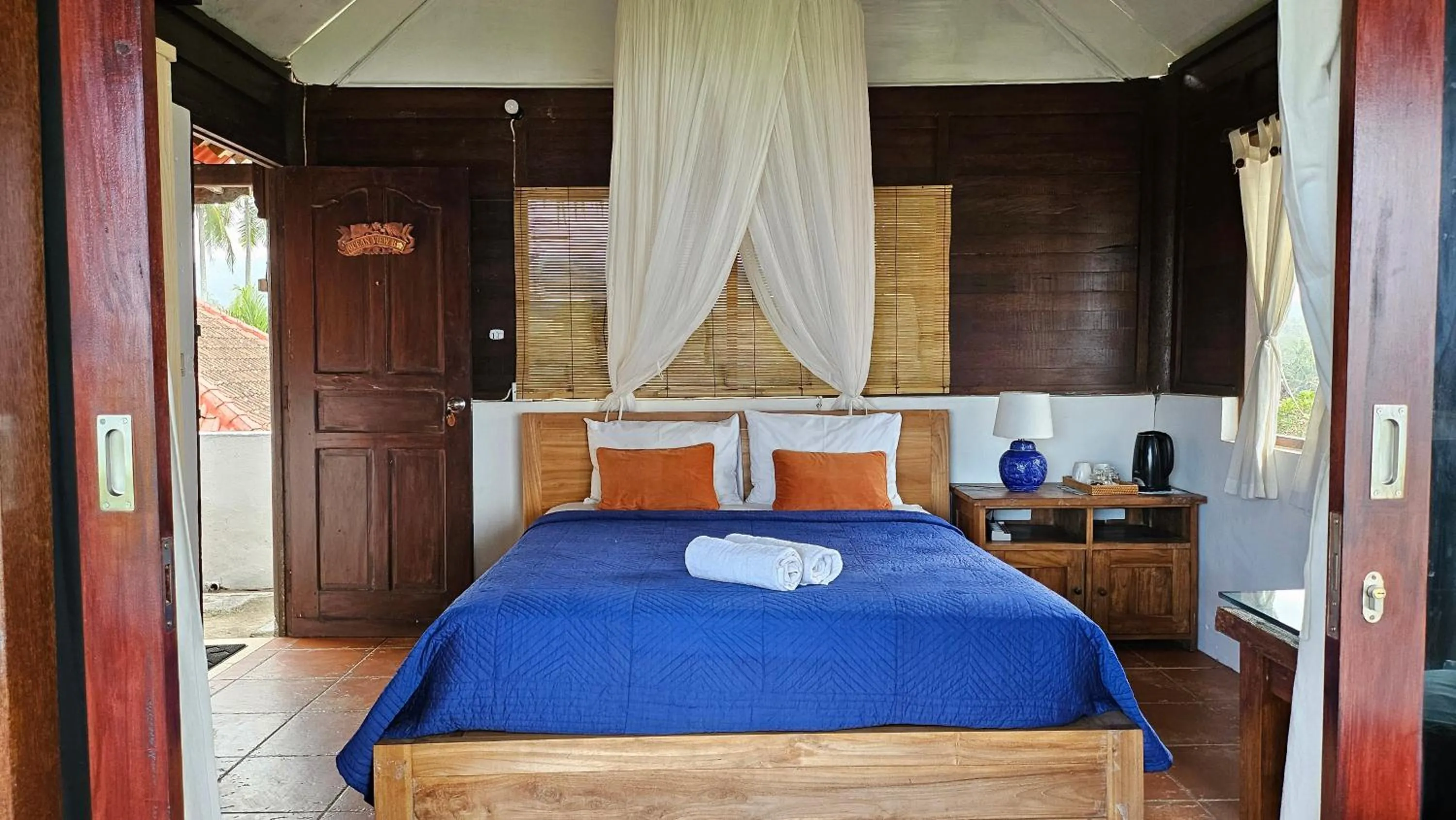 Bed in Pondok Pisces Bungalows Balian Beach