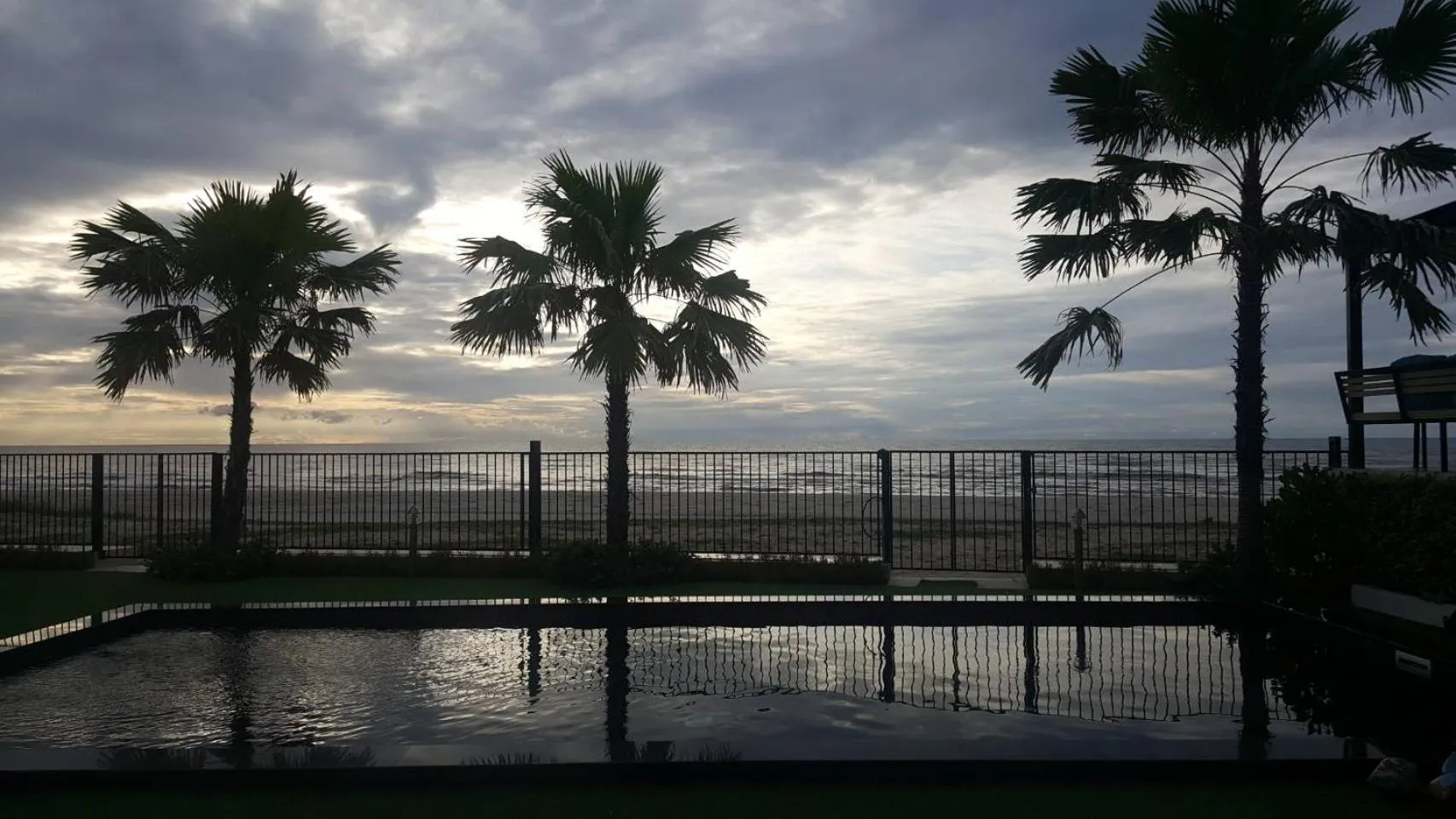 Sea view in La Playa Beach Front Pool Villa Cha-am,Huahin