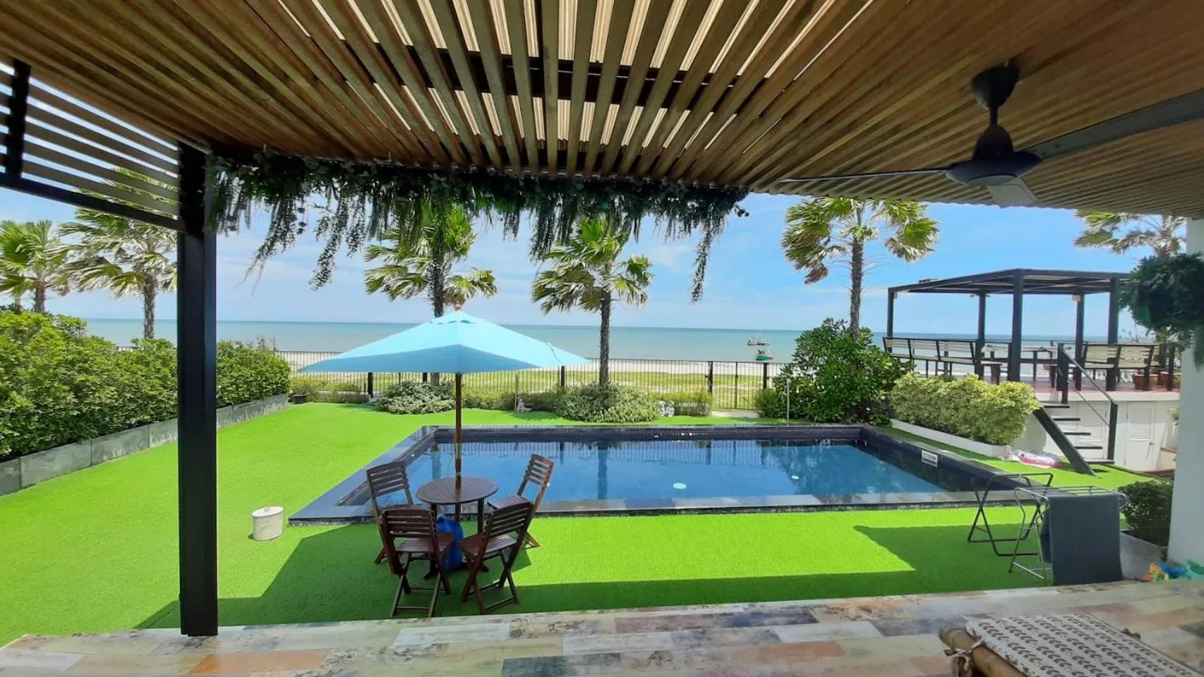 La Playa Beach Front Pool Villa Cha-am,Huahin