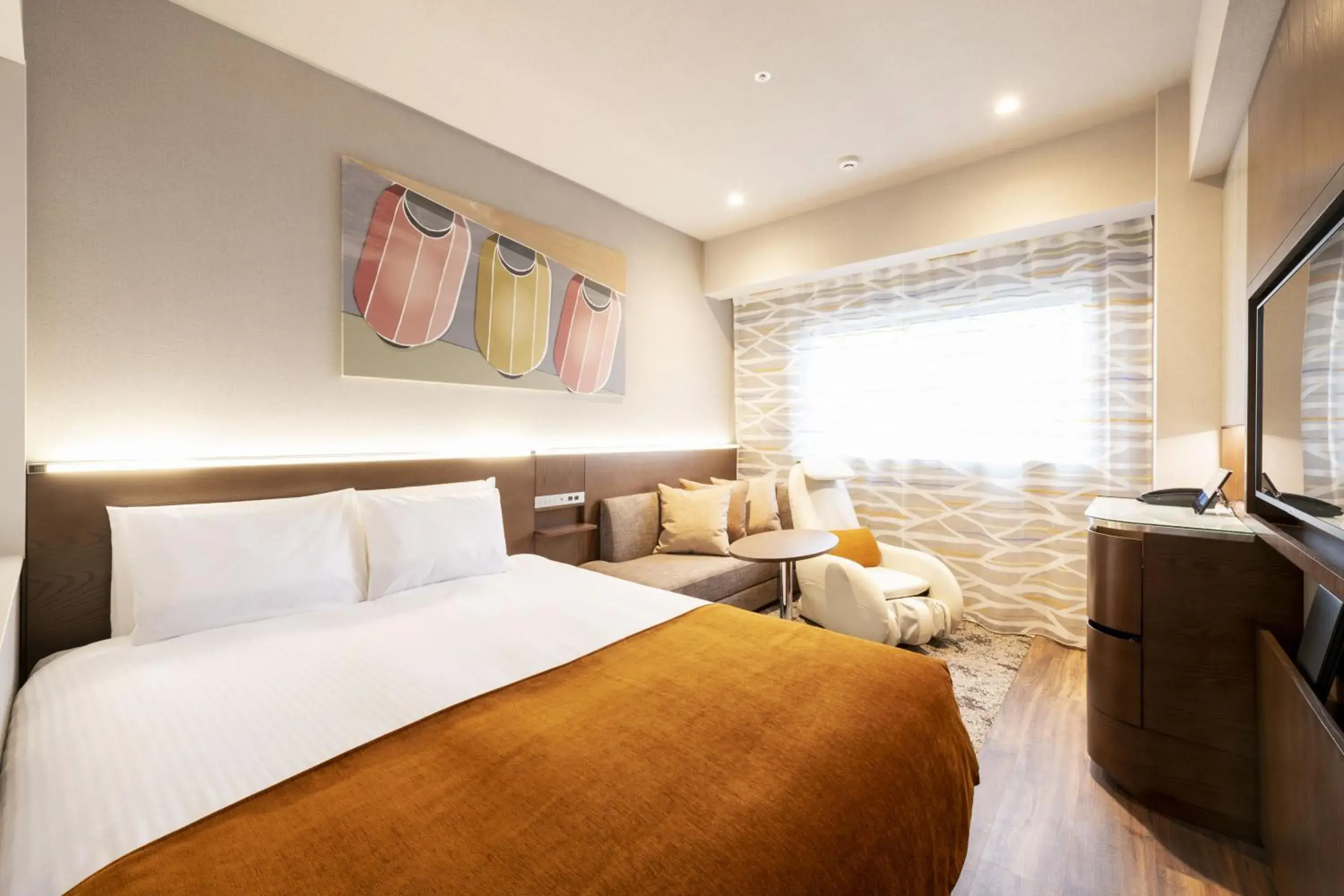 Communal lounge/ TV room, Bed in remm Tokyo Kyobashi Communal lounge/ TV room, Bed in remm Tokyo Kyobashi