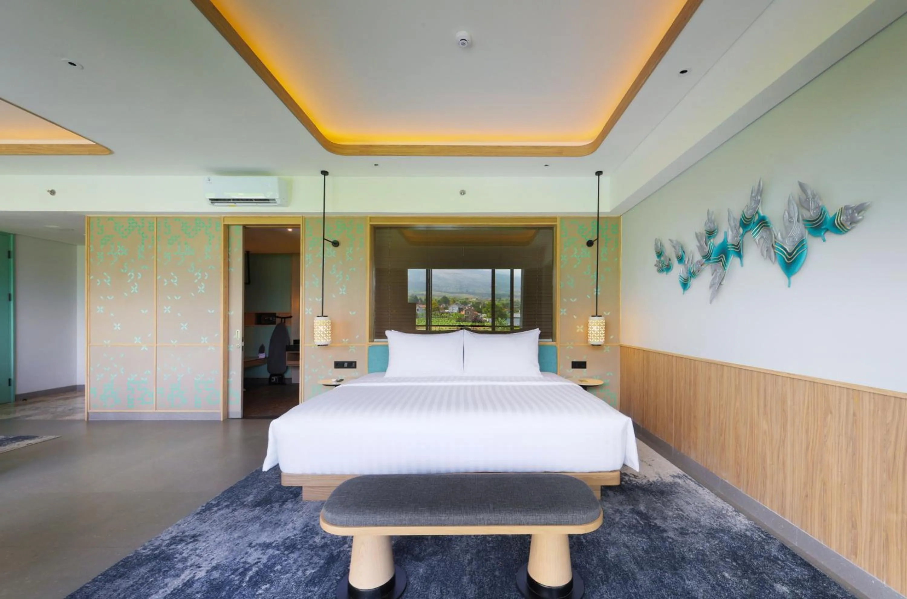 Bedroom, Bed in Hotel Santika Premiere Garut