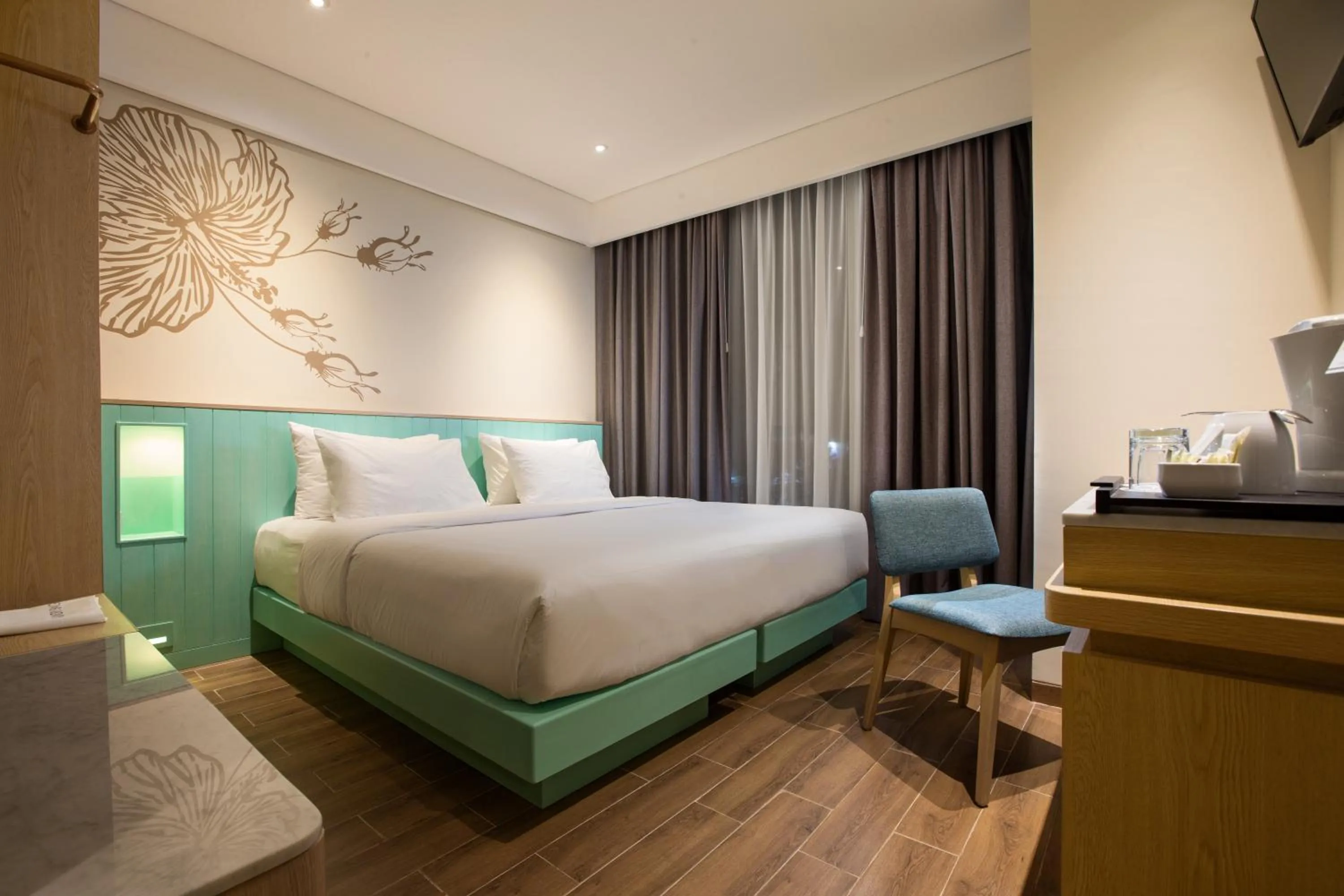 Bedroom, Bed in Hotel Santika Premiere Garut