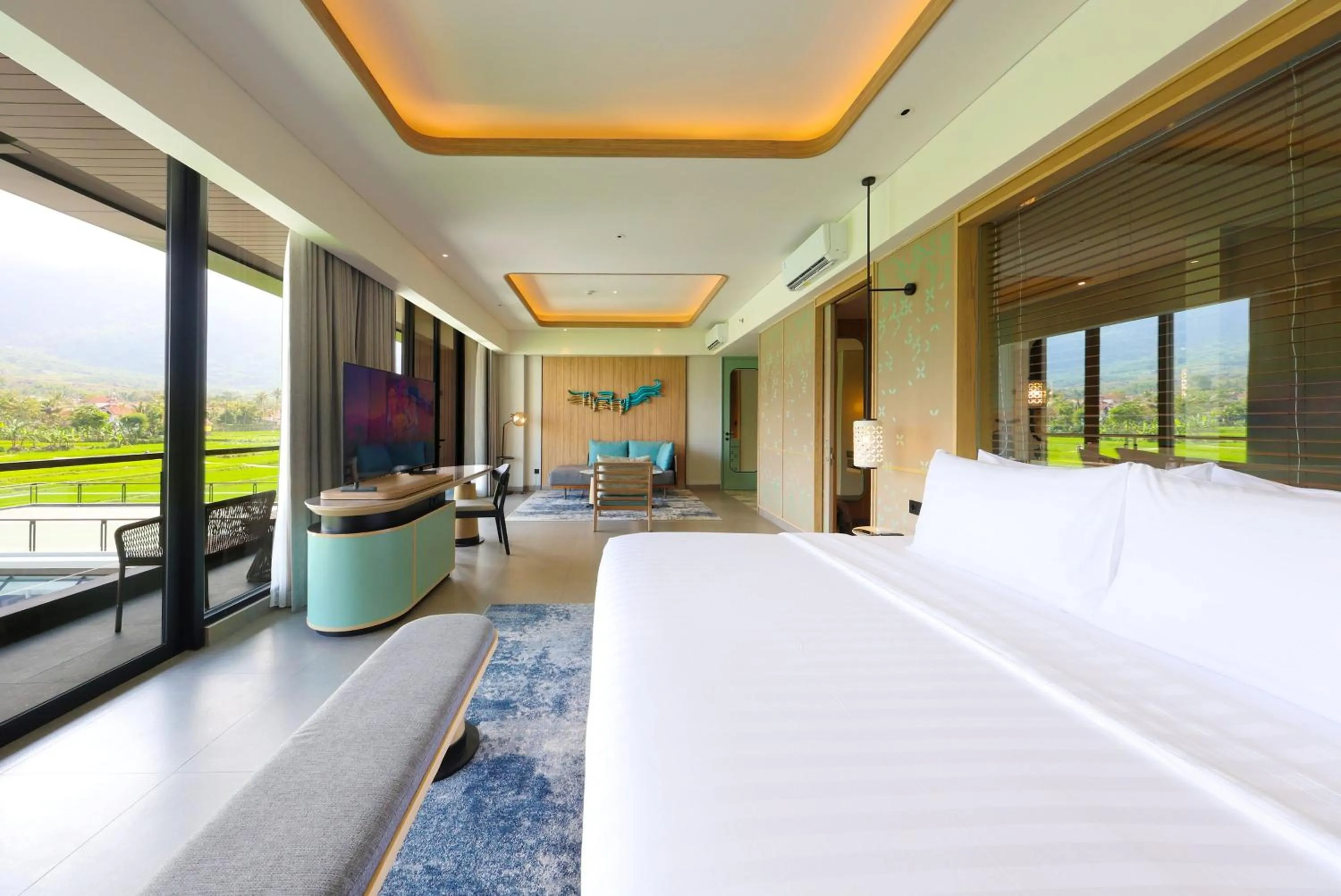 Bedroom, Bed in Hotel Santika Premiere Garut