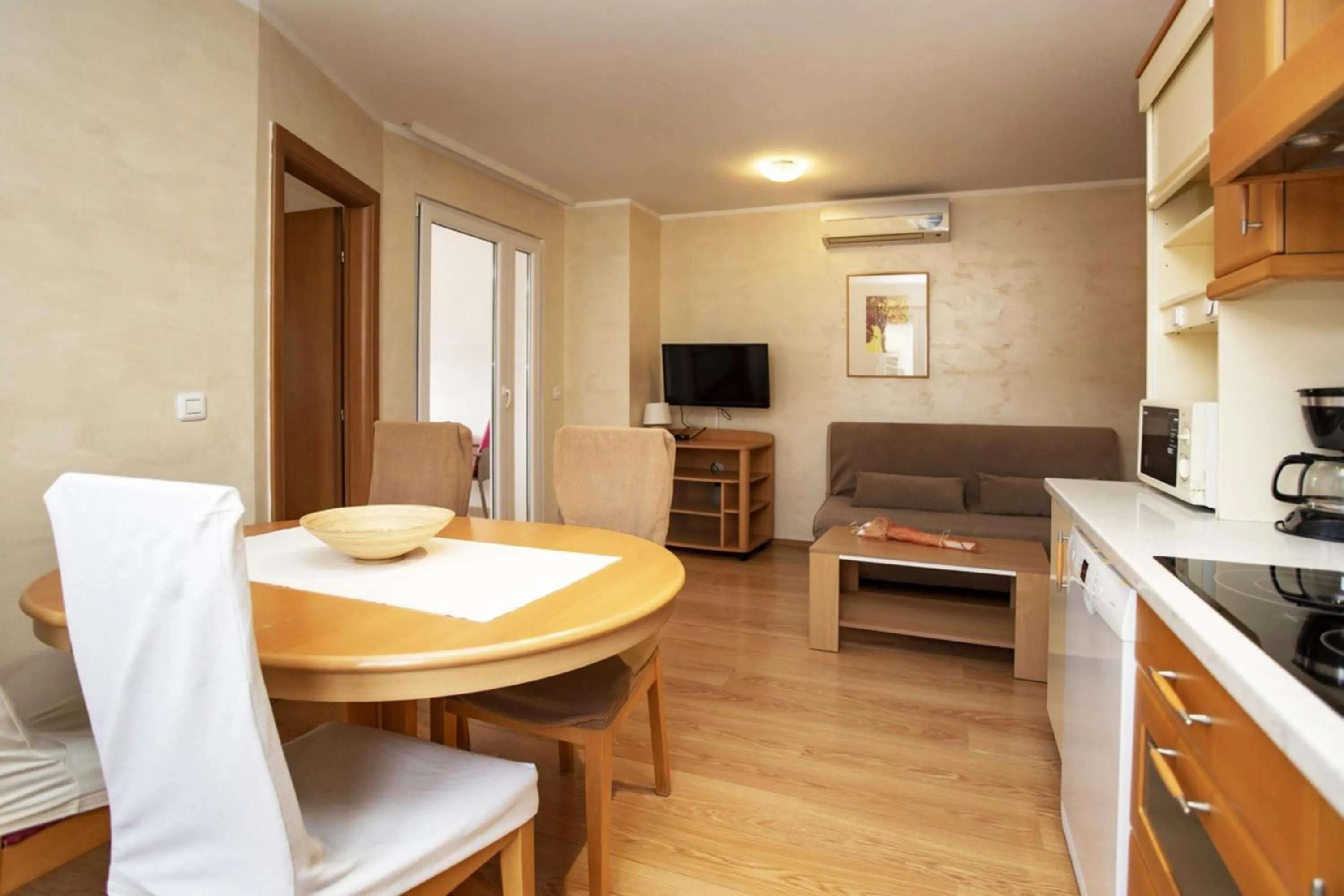 Kitchen or kitchenette in Apartments Ulika