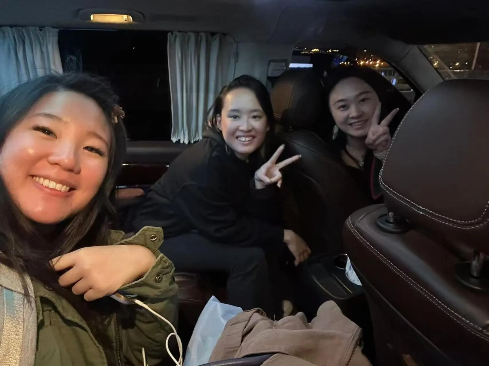 People in Xiangxi Love Yangyun Hotel