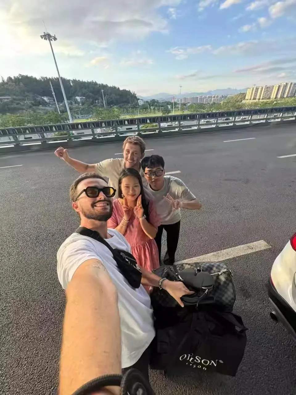 People in Xiangxi Love Yangyun Hotel