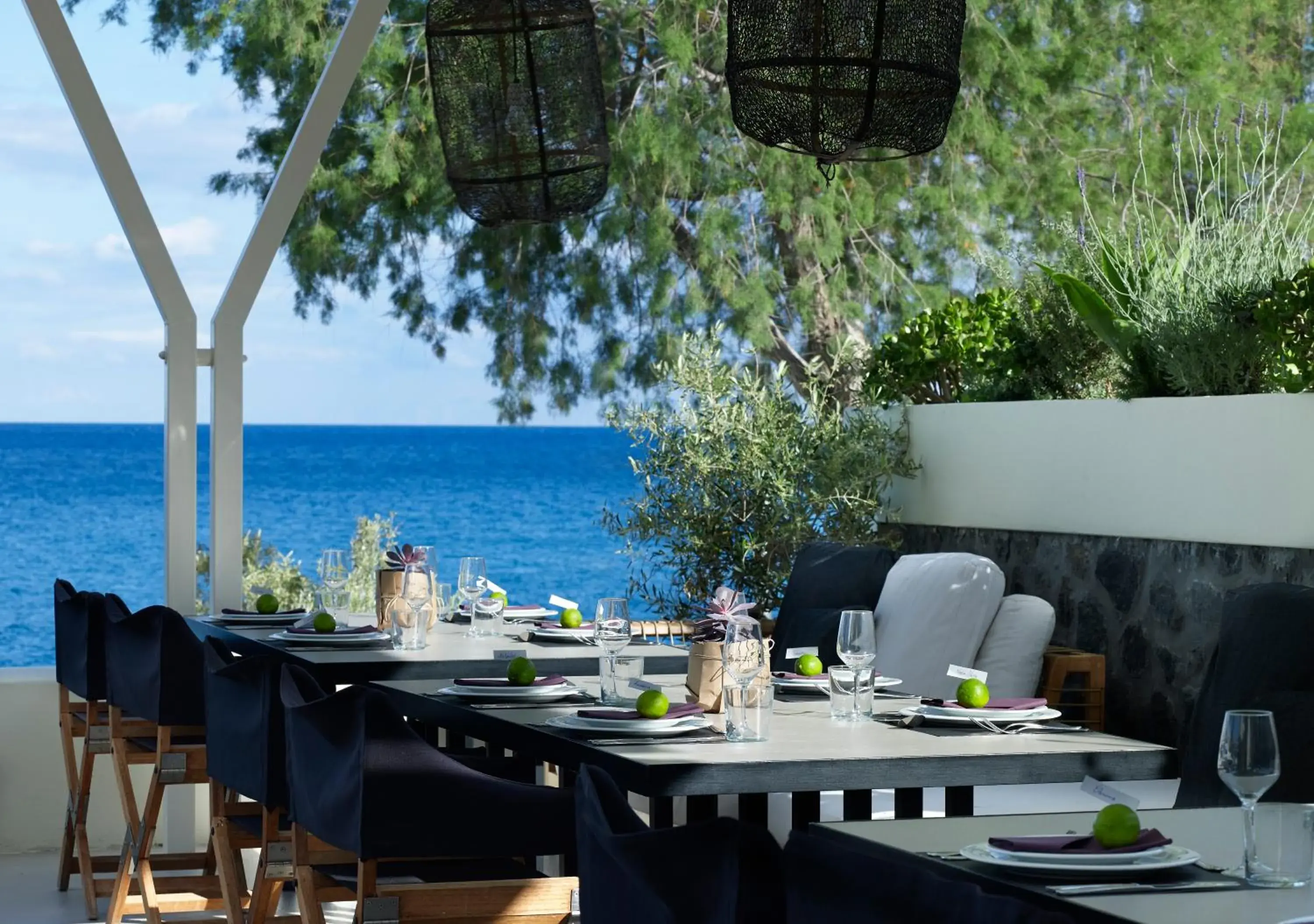 Restaurant/places to eat in Bellonias Villas Restaurant/places to eat in Bellonias Villas