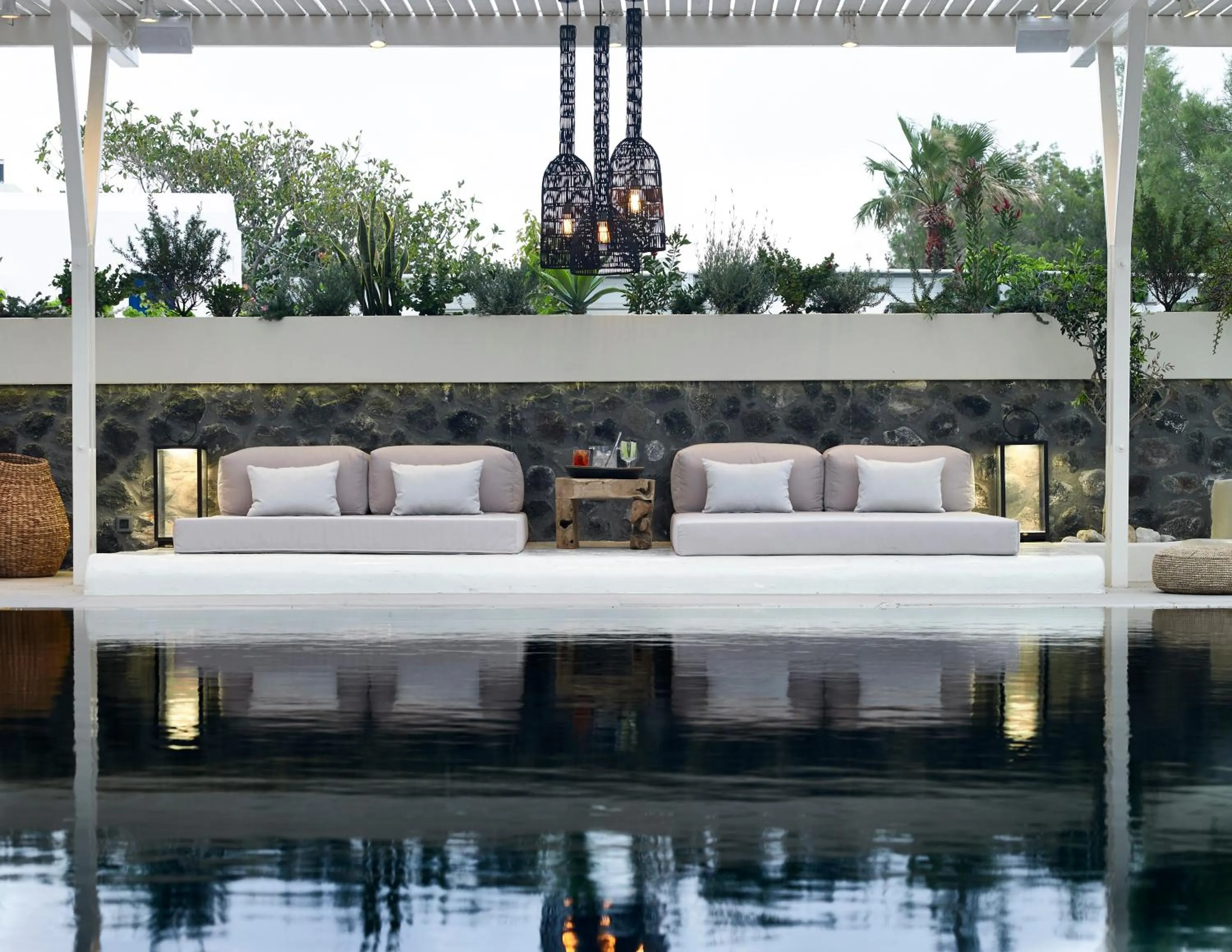 Swimming pool in Bellonias Villas