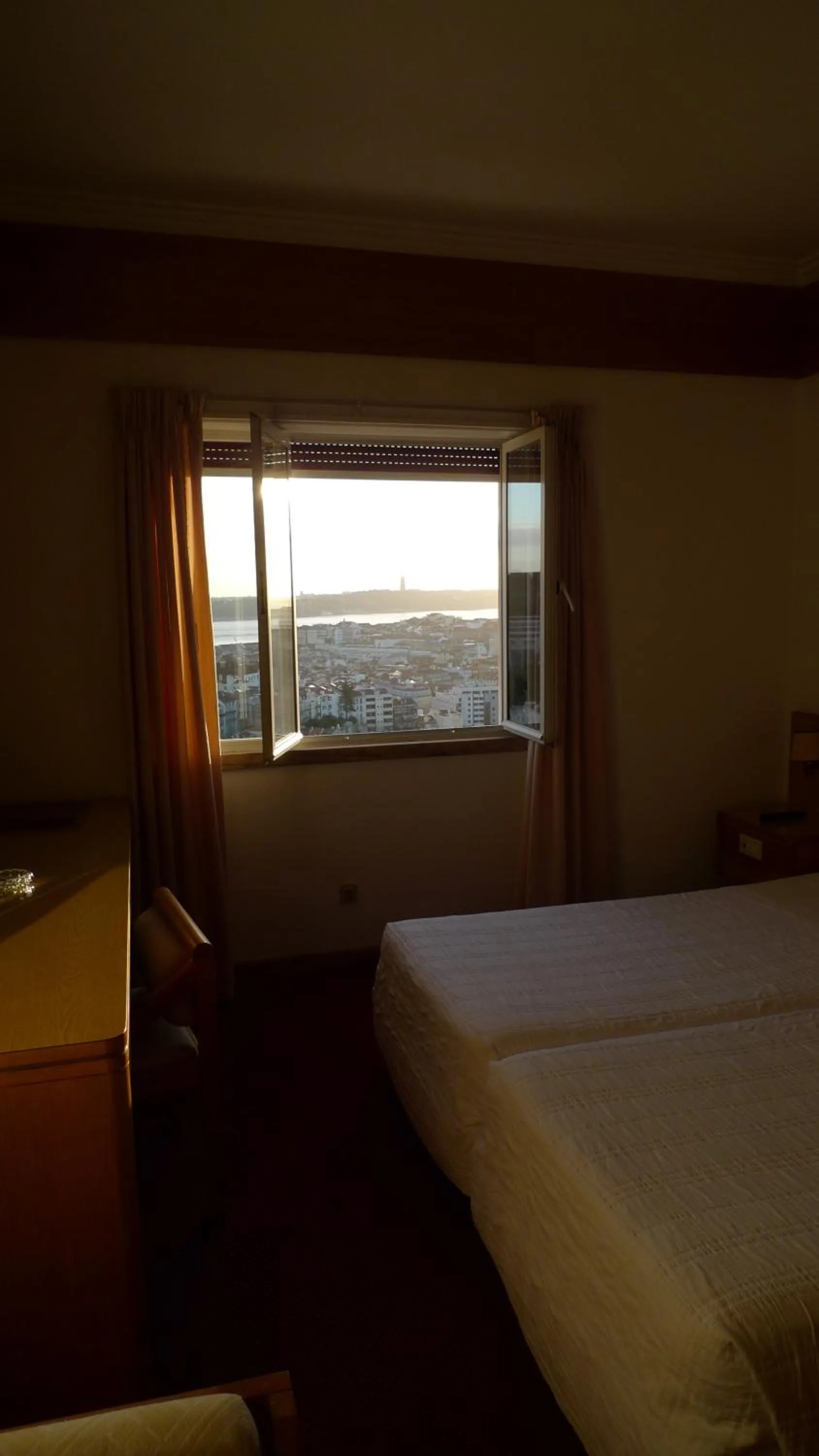 Bed in Albergaria Senhora do Monte