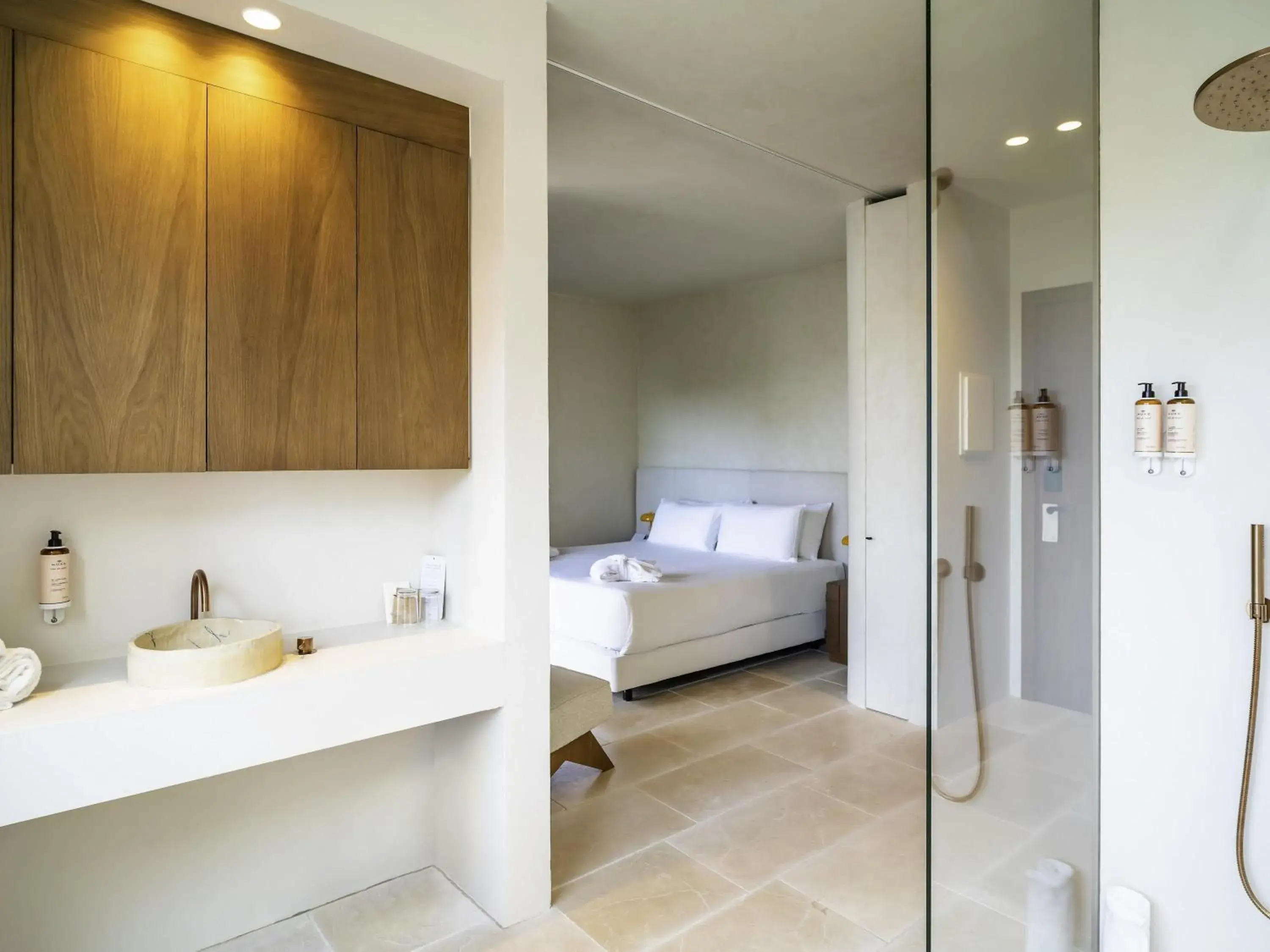 Bedroom, Bed in Mercure Benidorm Bedroom, Bed in Mercure Benidorm