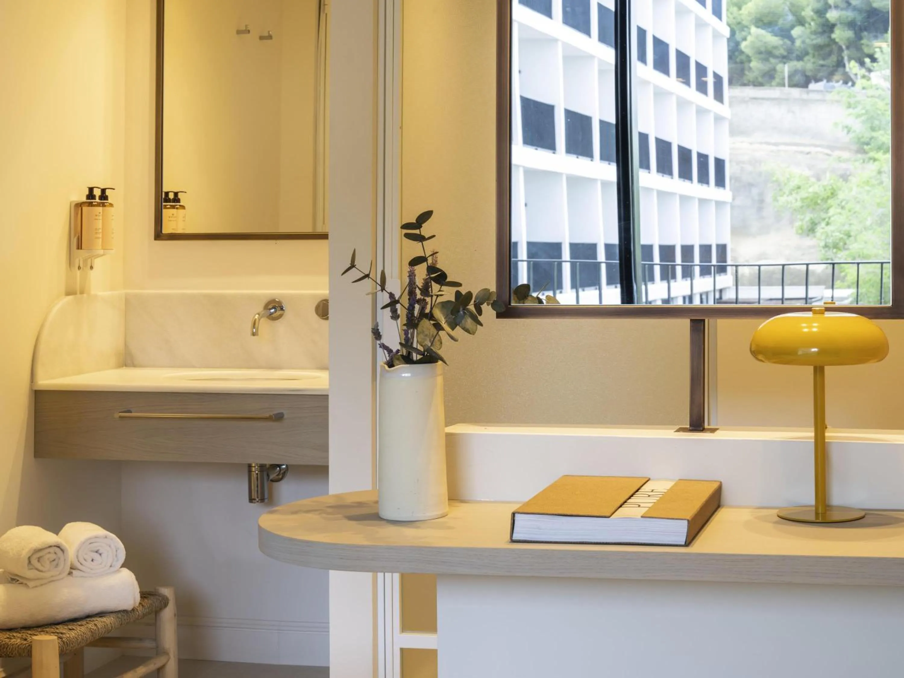 Bedroom in Mercure Benidorm