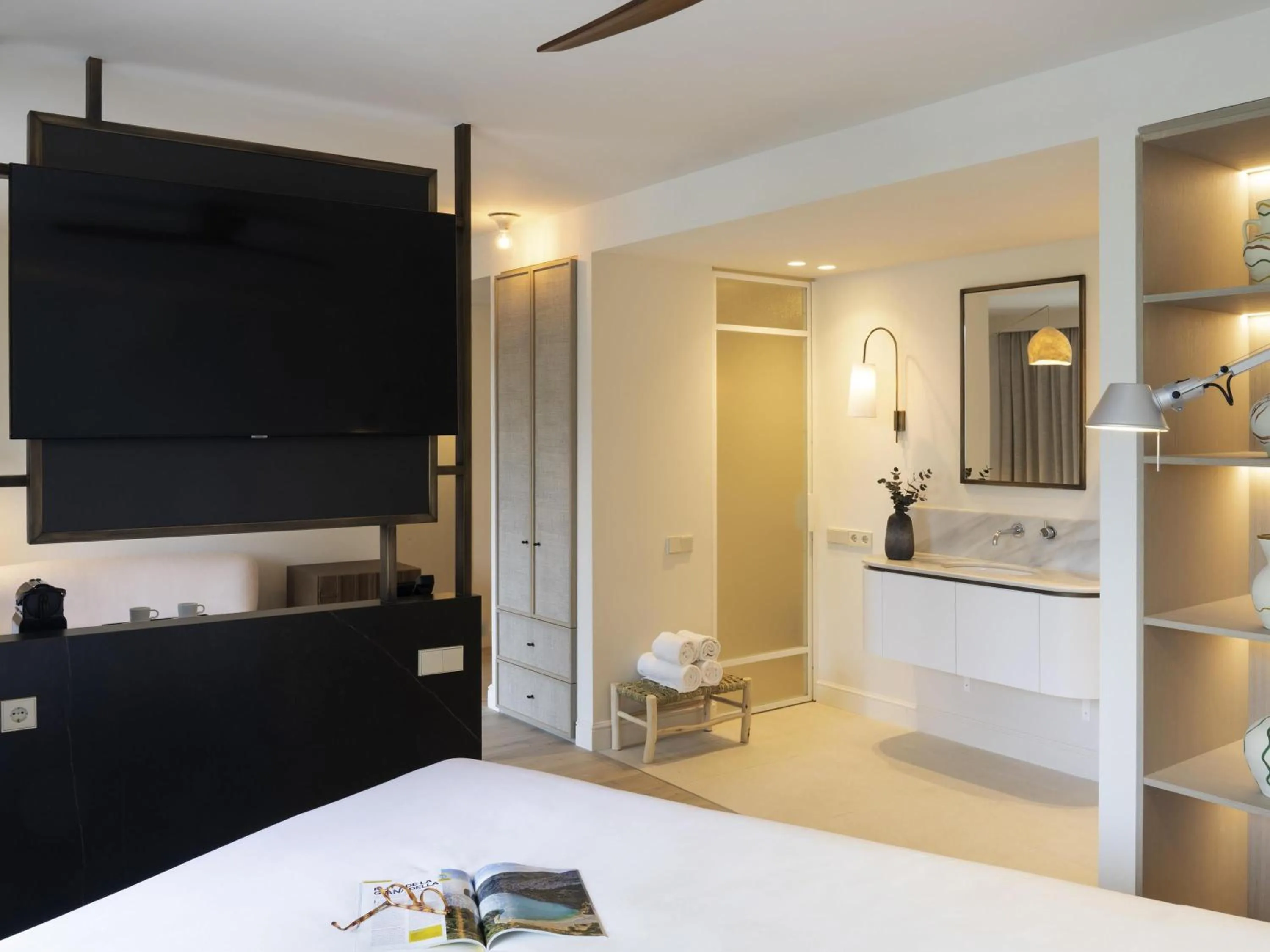 Other, Bed in Mercure Benidorm