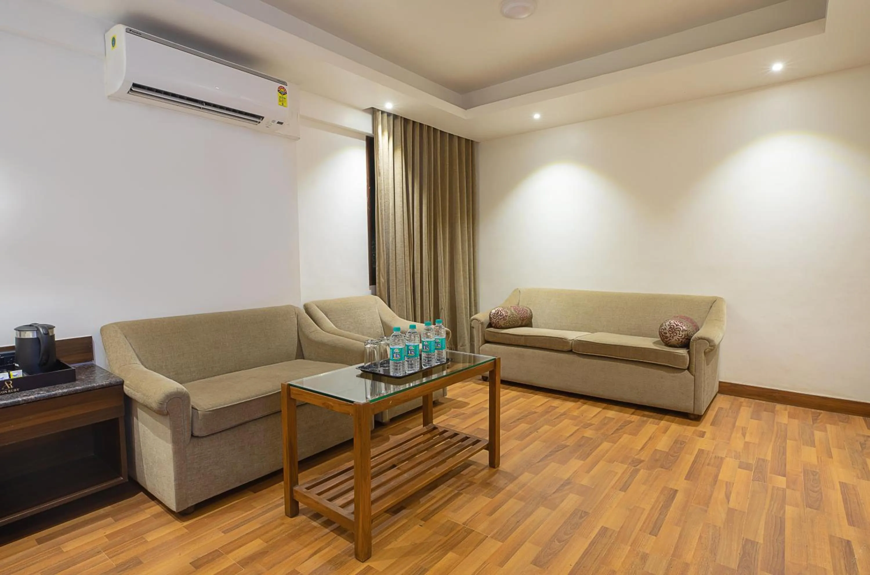 Bedroom in Hotel Avon Ruby Dadar