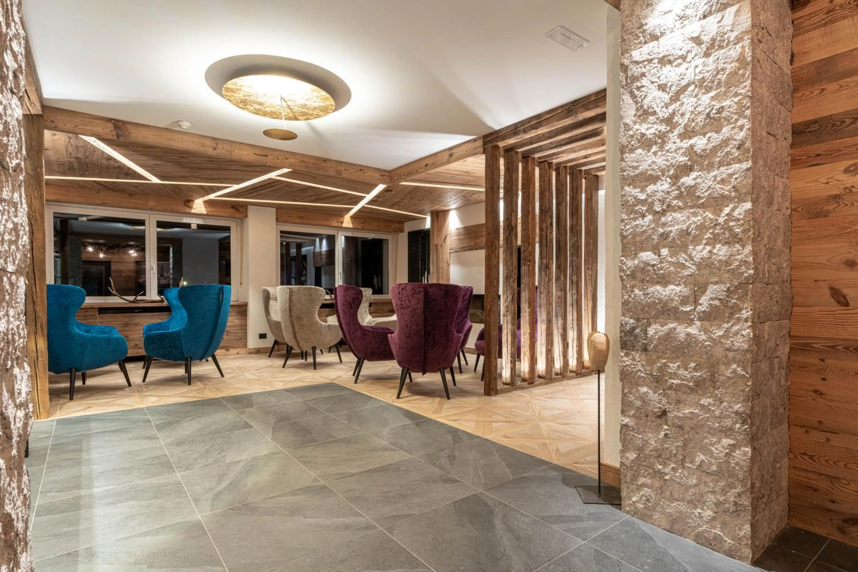 Lobby or reception in Alpstyle Hotel Albolina Wellness & Beauty