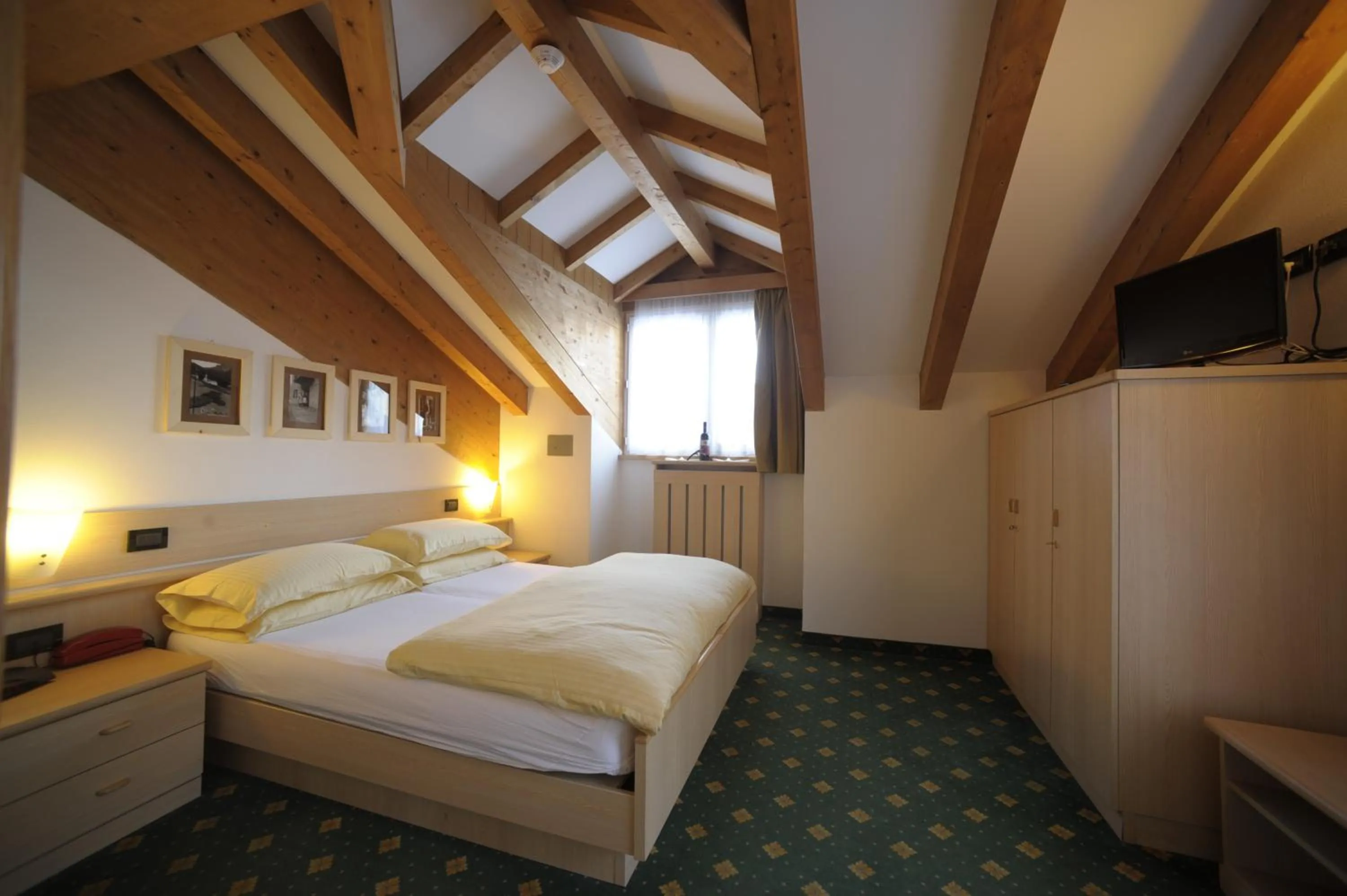 Photo of the whole room, Bed in Alpstyle Hotel Albolina Wellness & Beauty