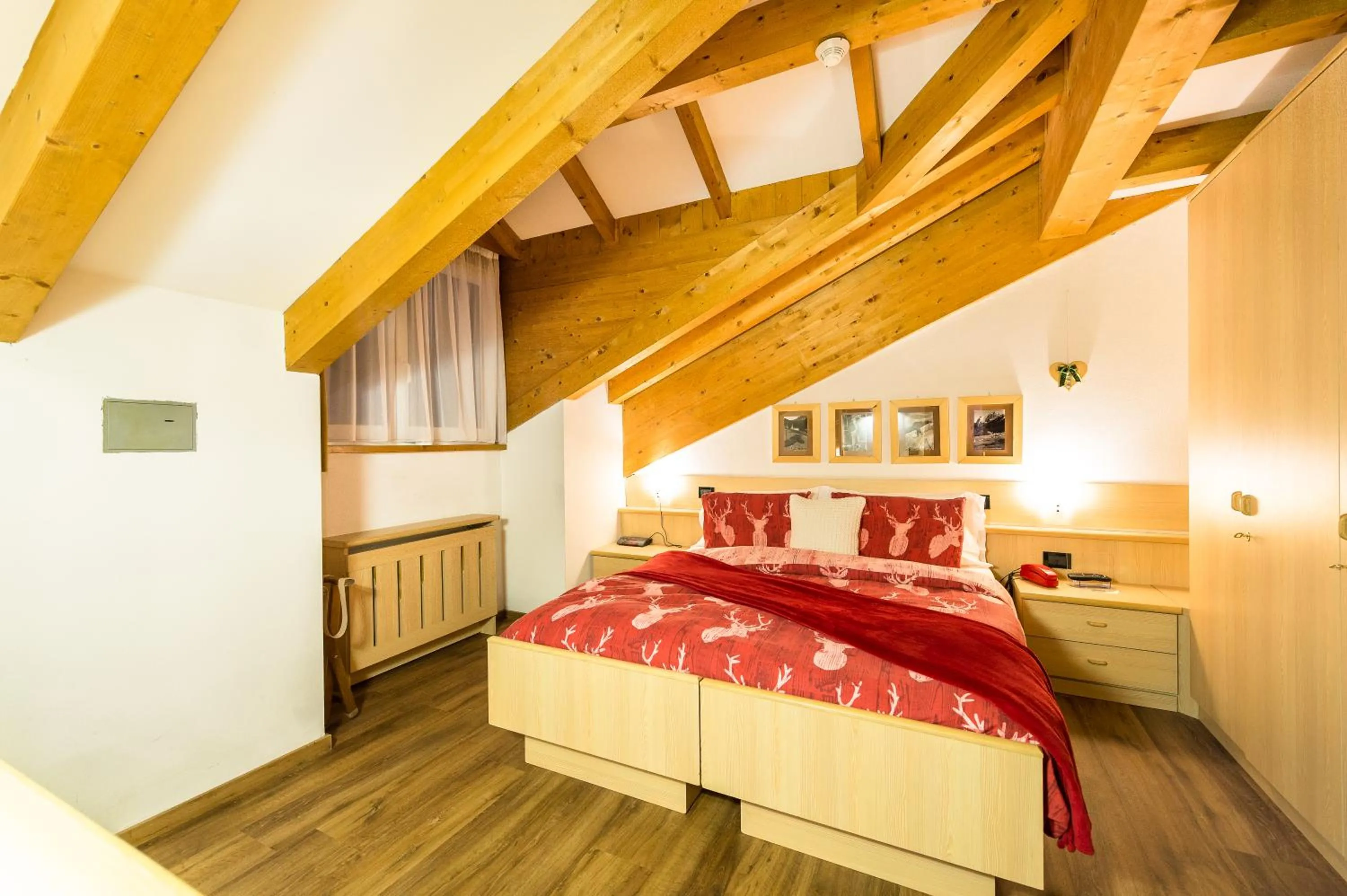 Bedroom, Bed in Alpstyle Hotel Albolina Wellness & Beauty