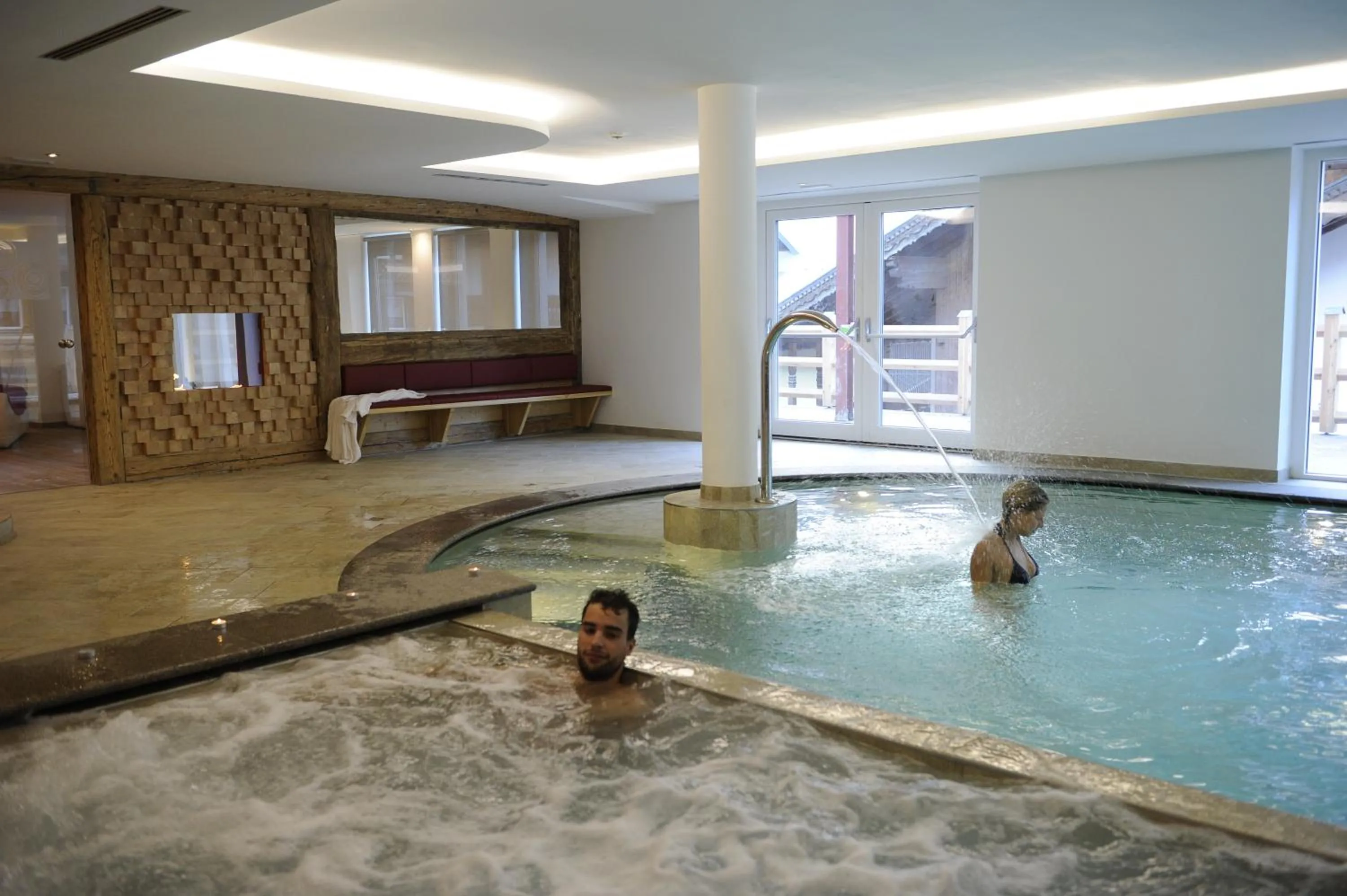 Hot Tub in Alpstyle Hotel Albolina Wellness & Beauty