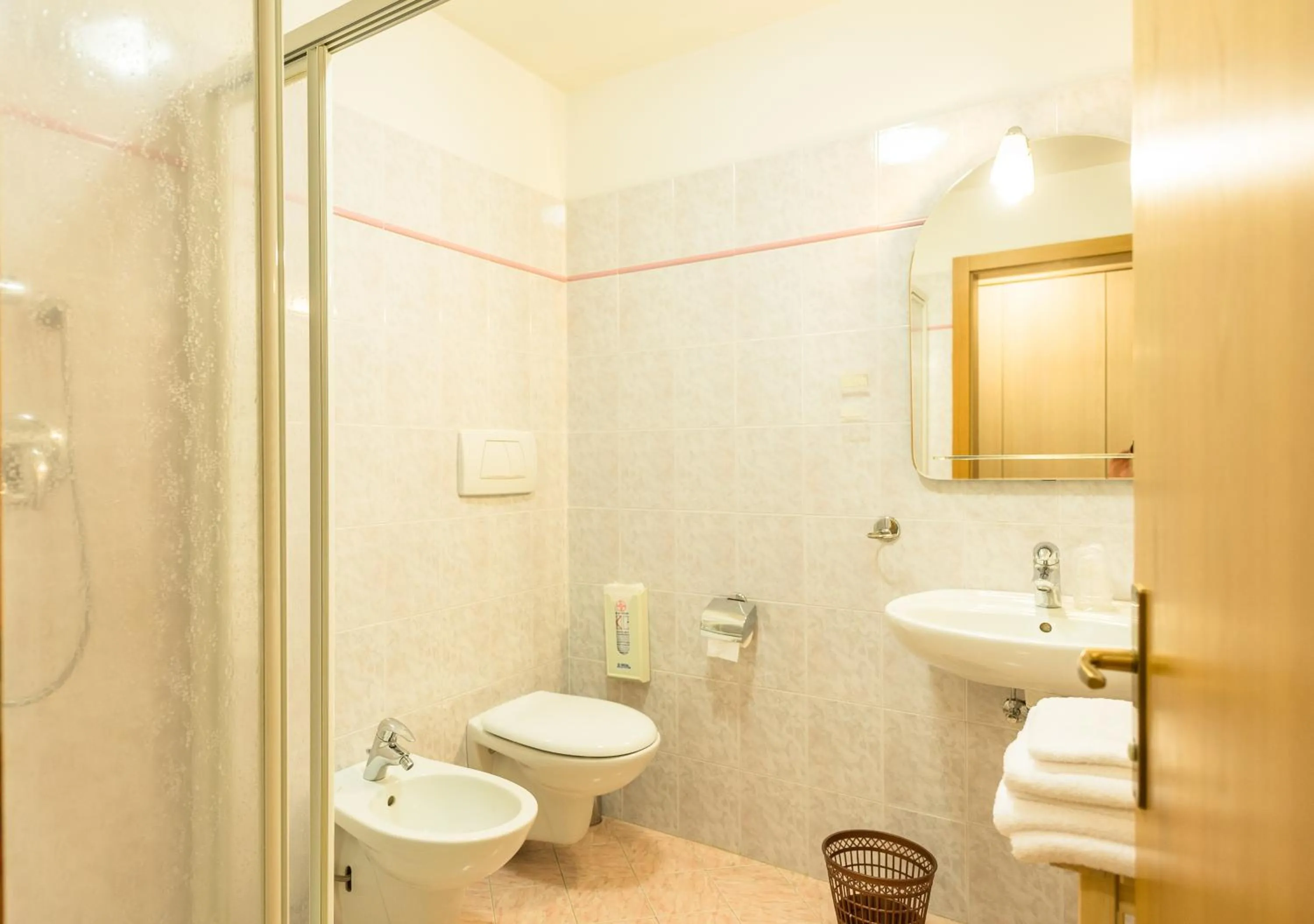 Toilet in Alpstyle Hotel Albolina Wellness & Beauty