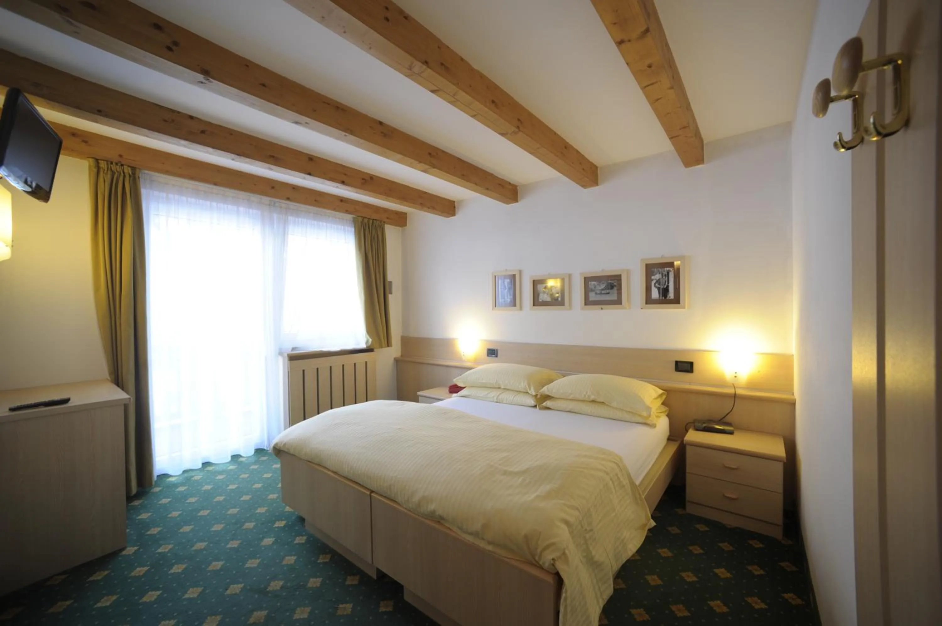 Photo of the whole room, Bed in Alpstyle Hotel Albolina Wellness & Beauty