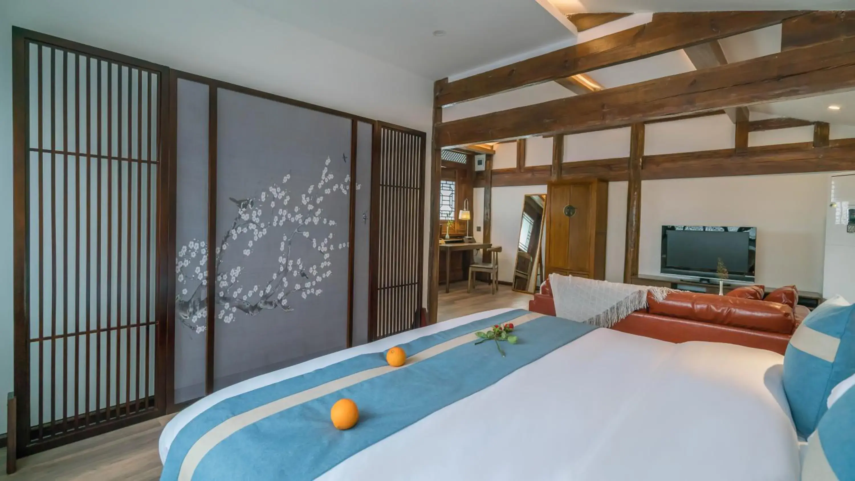 Deluxe Double Room with Balcony in Artistic-Suite Deluxe Double Room with Balcony in Artistic-Suite