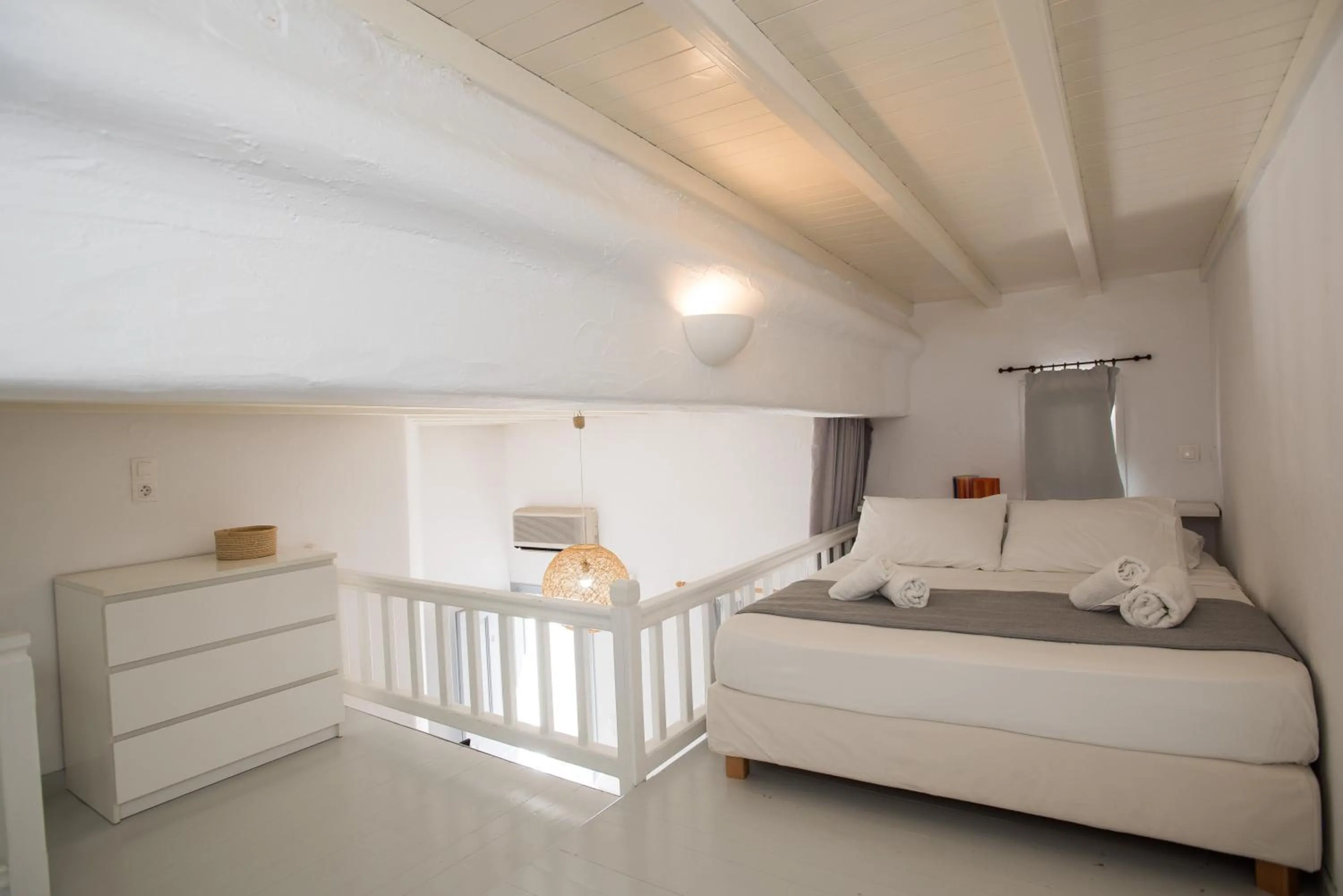 Bed in Madres Houses