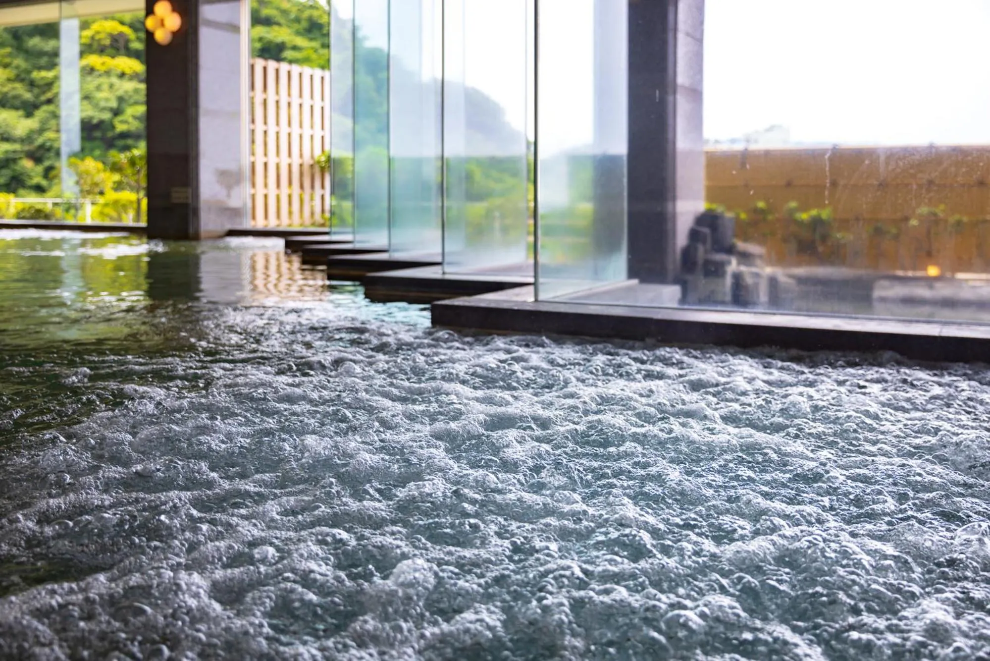Public Bath in Dogashima New Ginsui