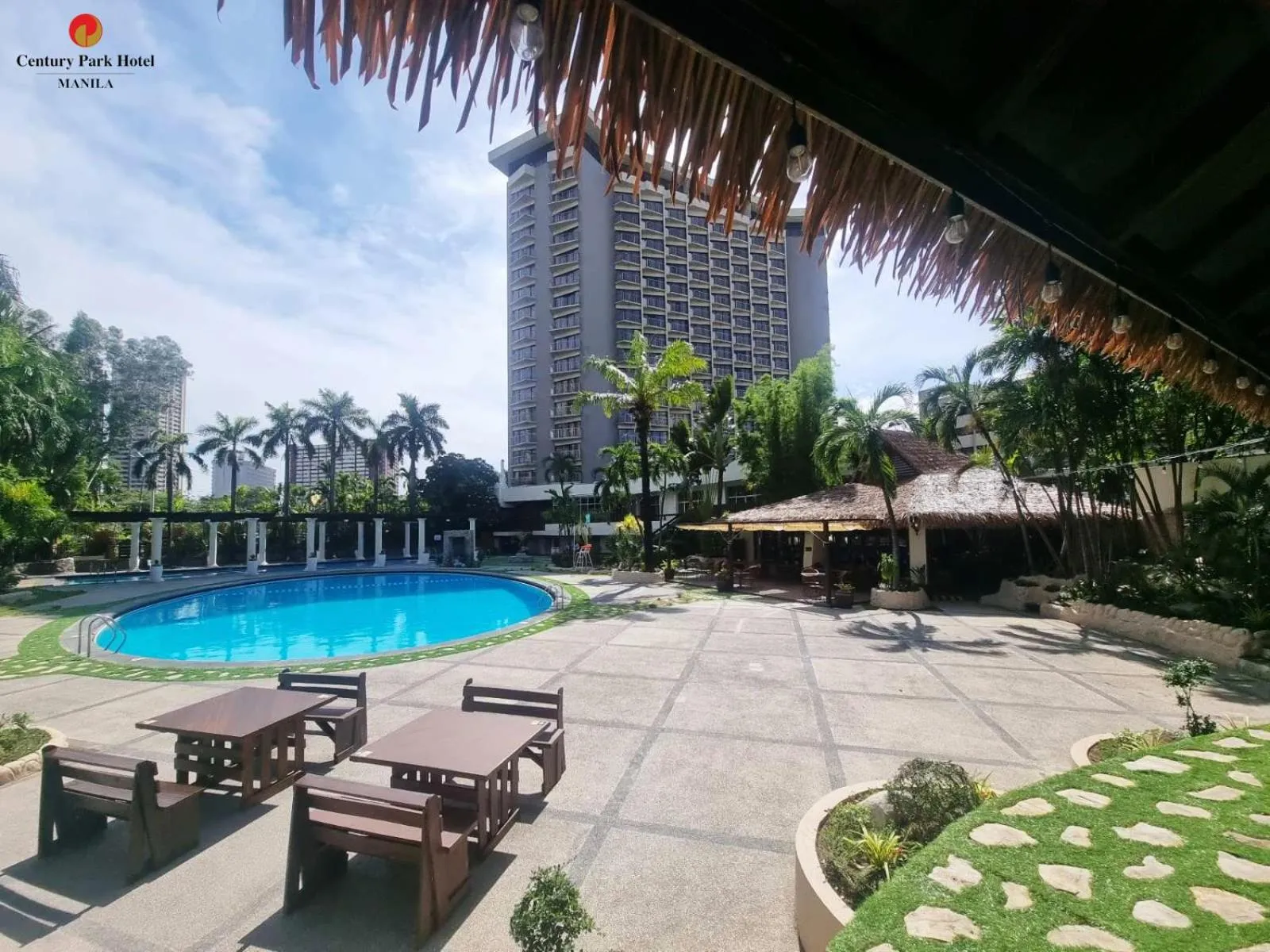 Garden view in Century Park Hotel