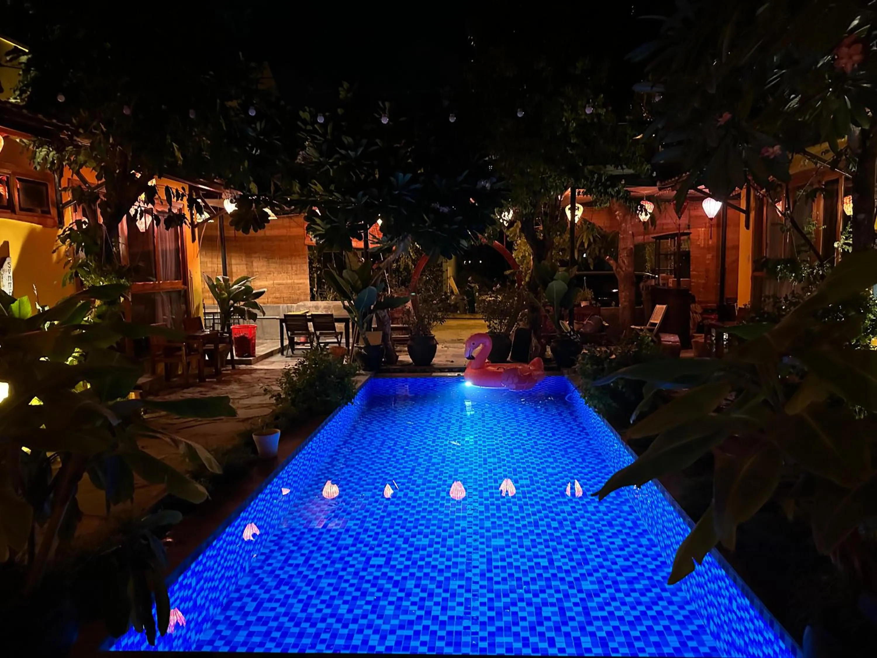 Night in La Belle An Bang Seaside Hideaway