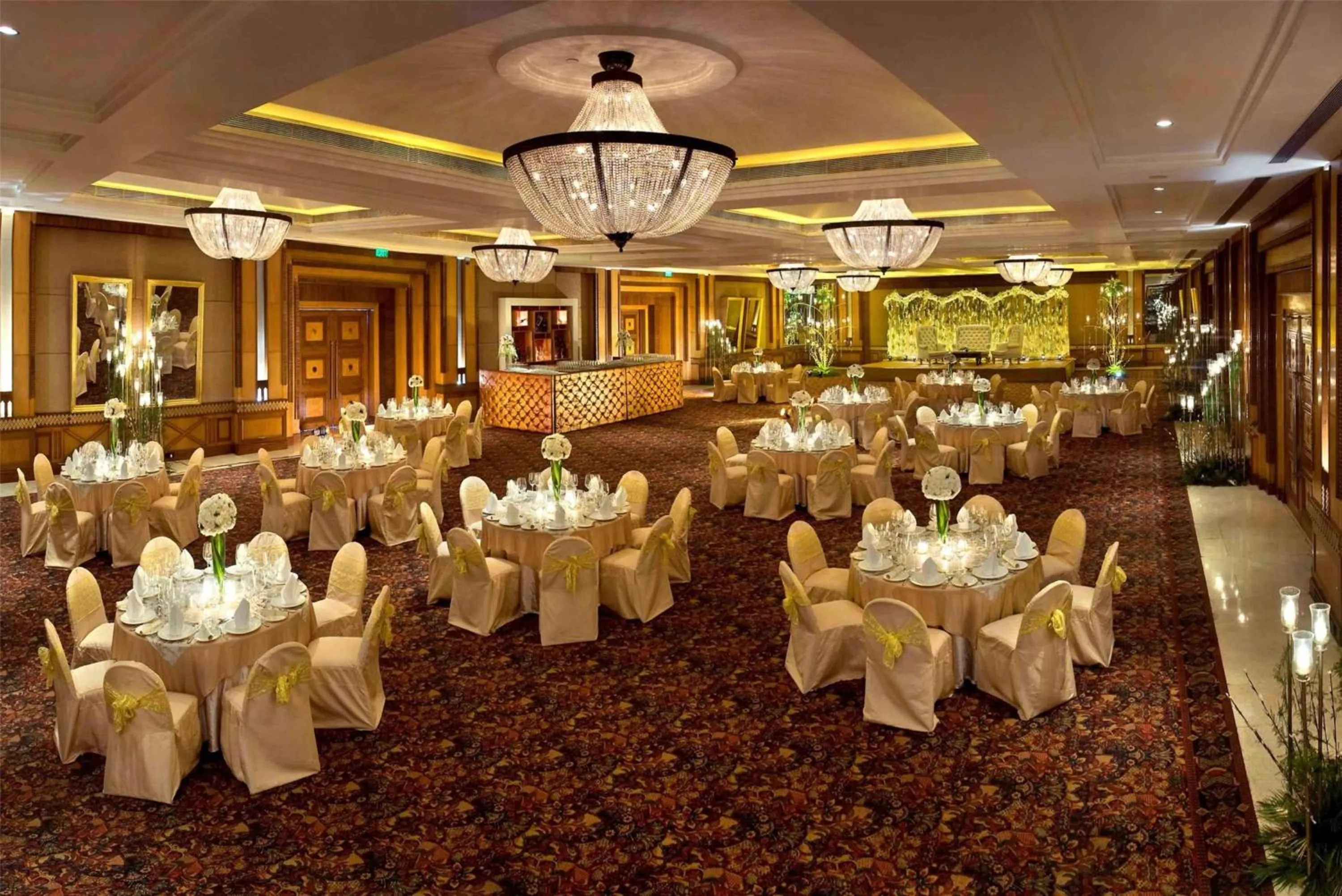 wedding in Radisson Blu MBD Hotel Noida