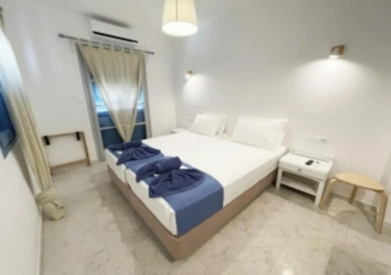 Bed in Glaros Hotel (By The Sea)