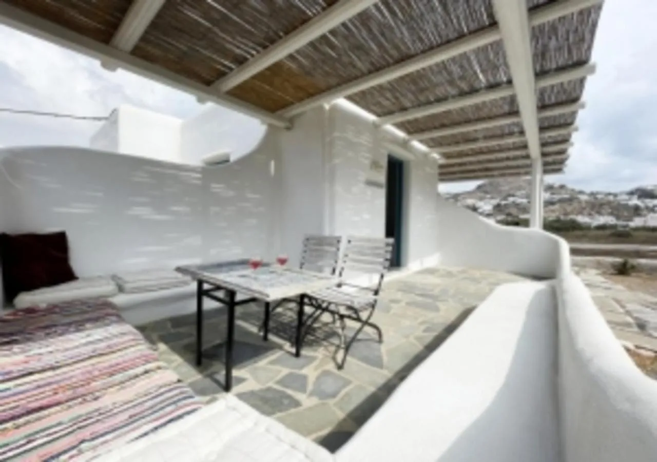 Glaros Hotel (By The Sea)