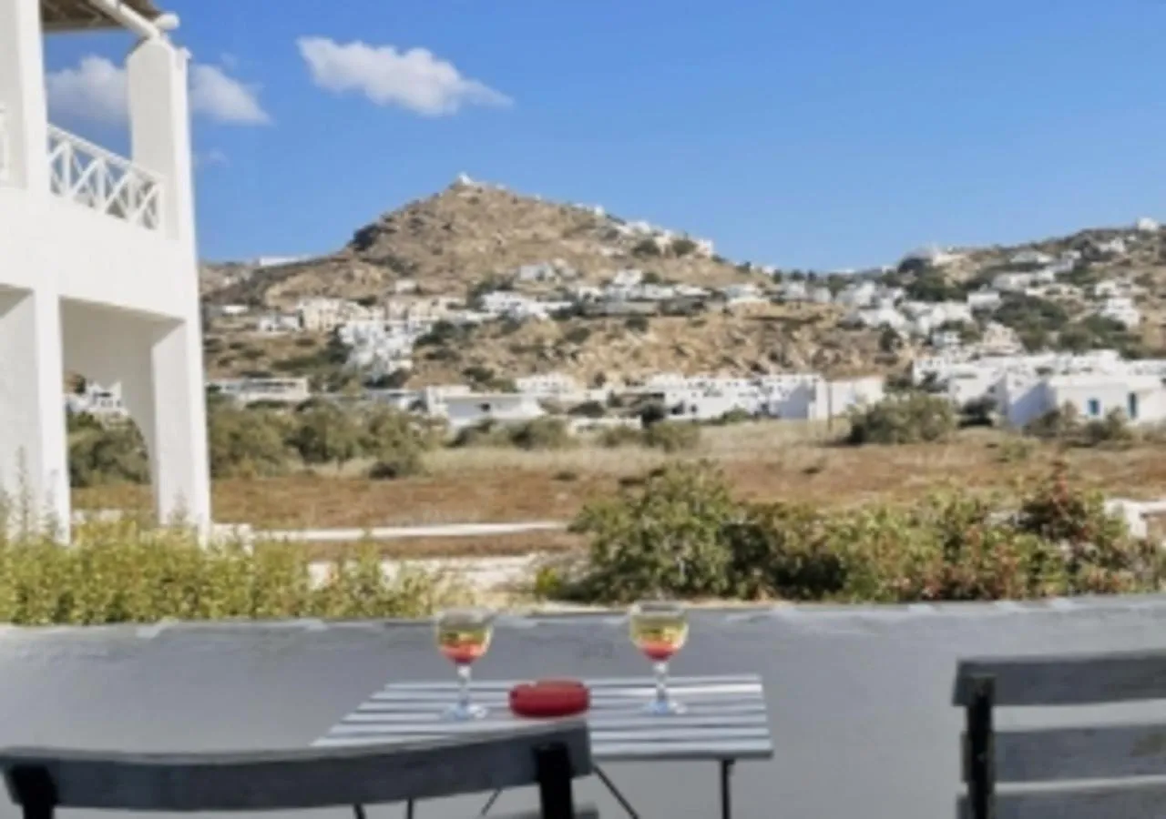 Glaros Hotel (By The Sea)
