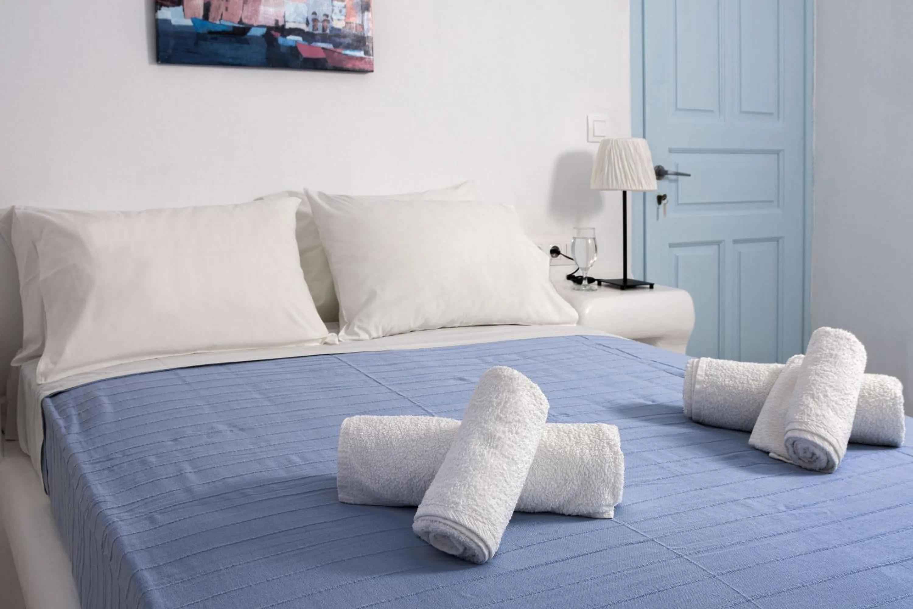 Bed in Glaros Hotel (By The Sea)