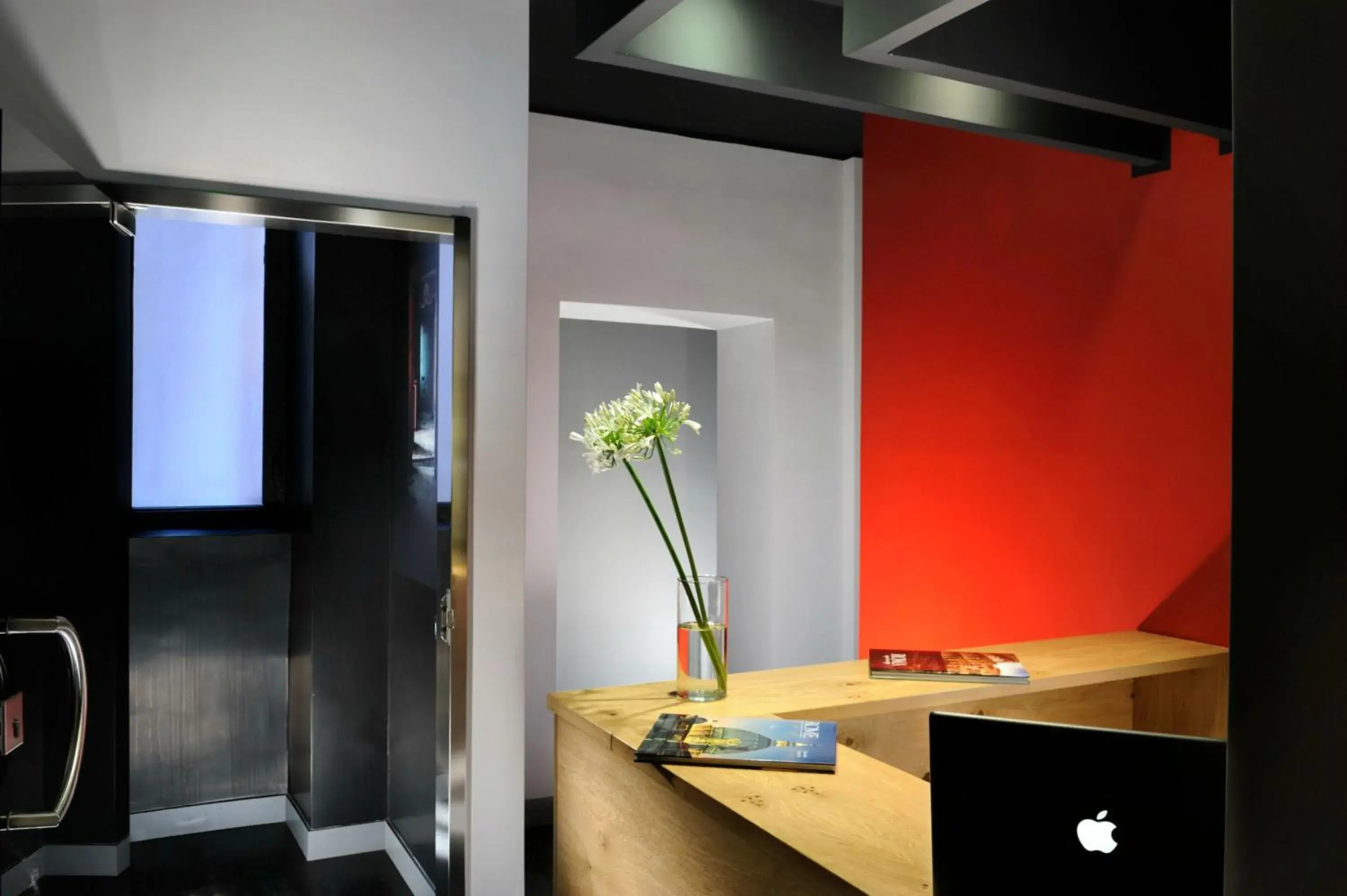 Lobby or reception in Suite Art Navona Lobby or reception in Suite Art Navona