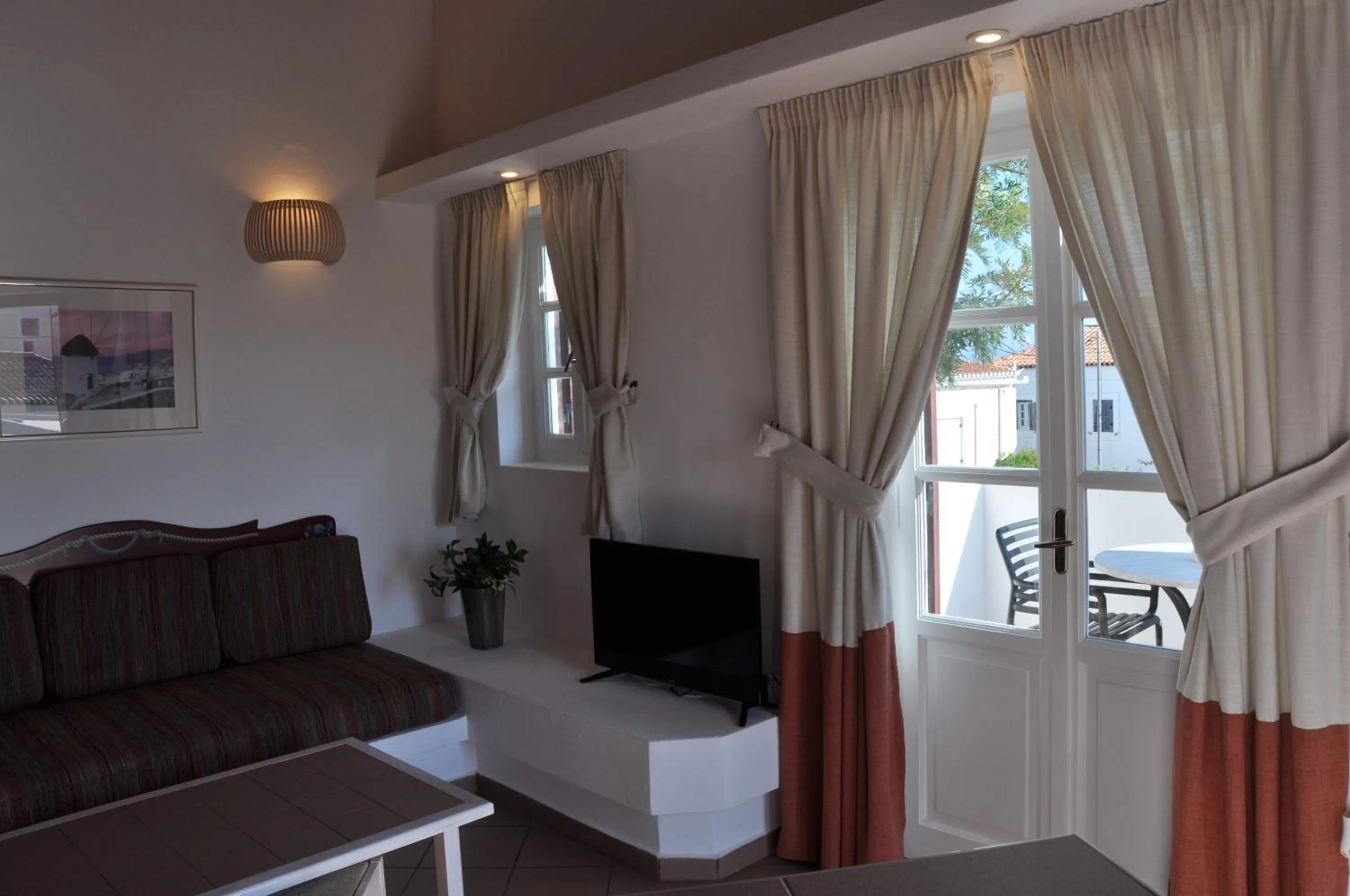 Living room in Nissia Traditional Residences Spetses