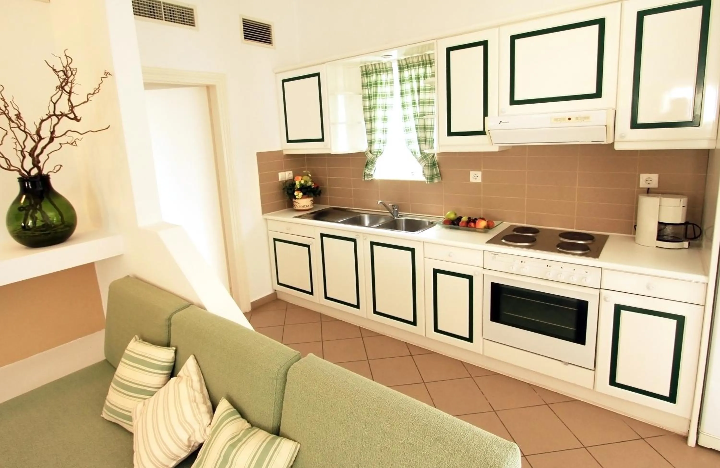 Kitchen or kitchenette in Nissia Traditional Residences Spetses