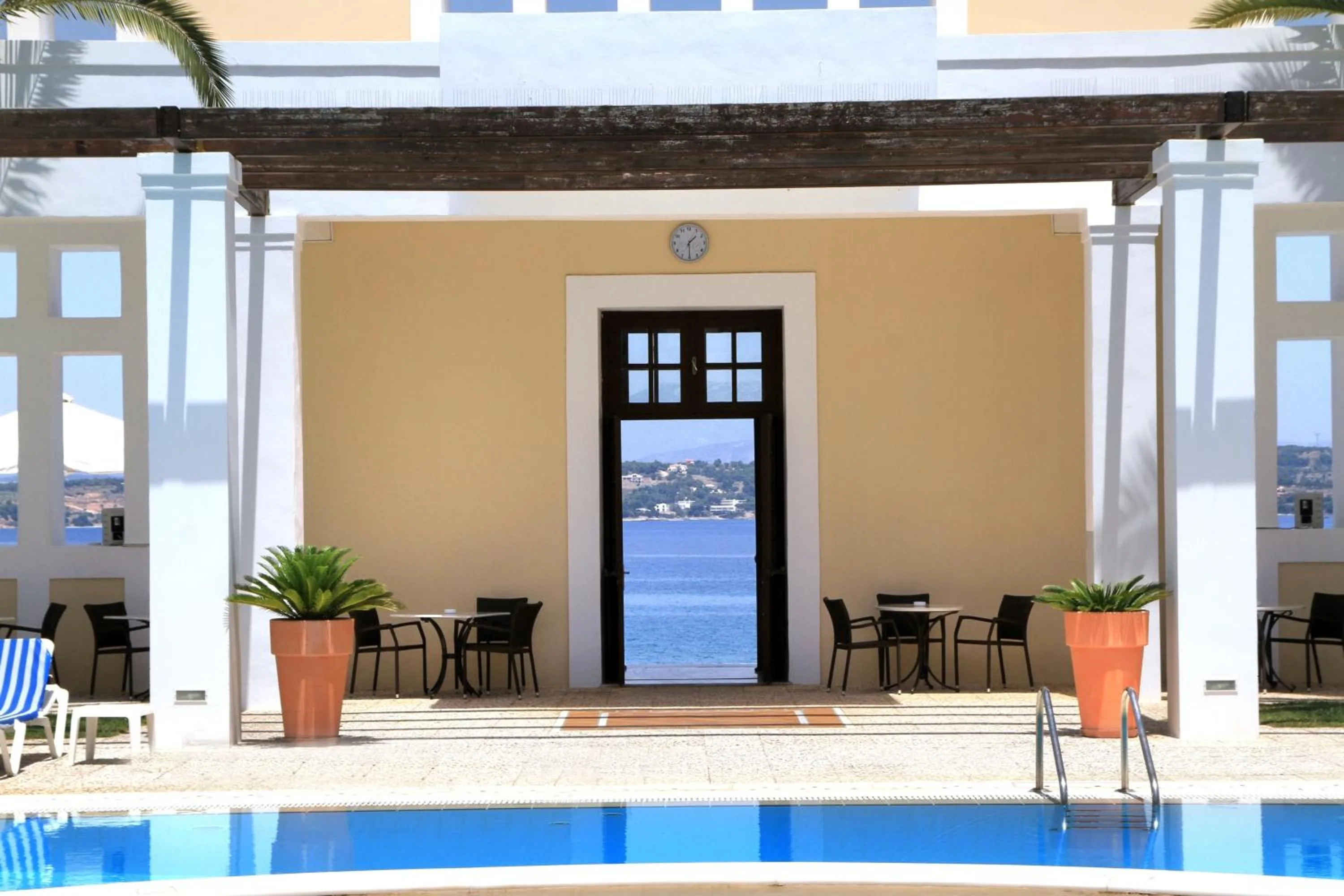 Swimming pool in Nissia Traditional Residences Spetses