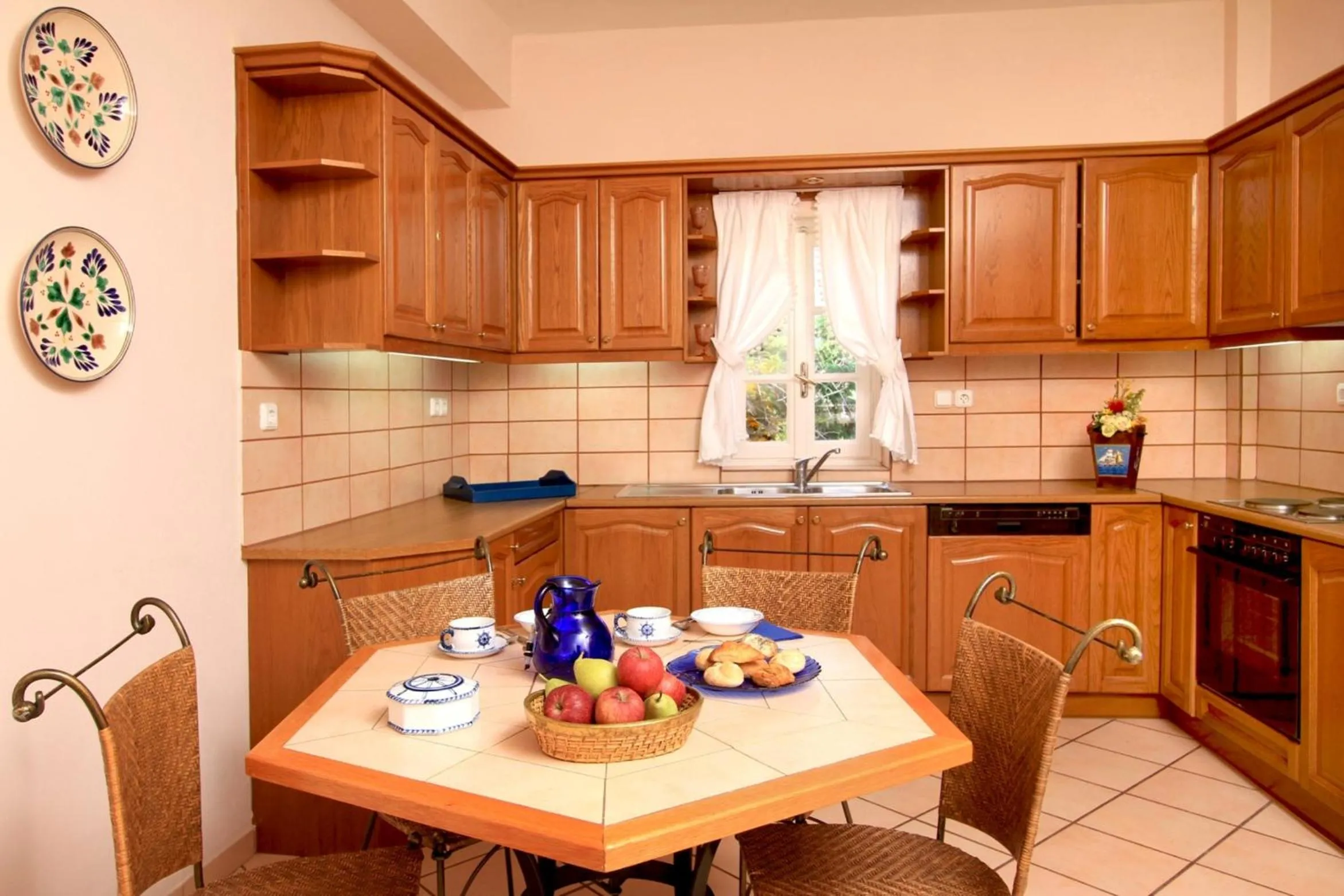 Kitchen or kitchenette in Nissia Traditional Residences Spetses