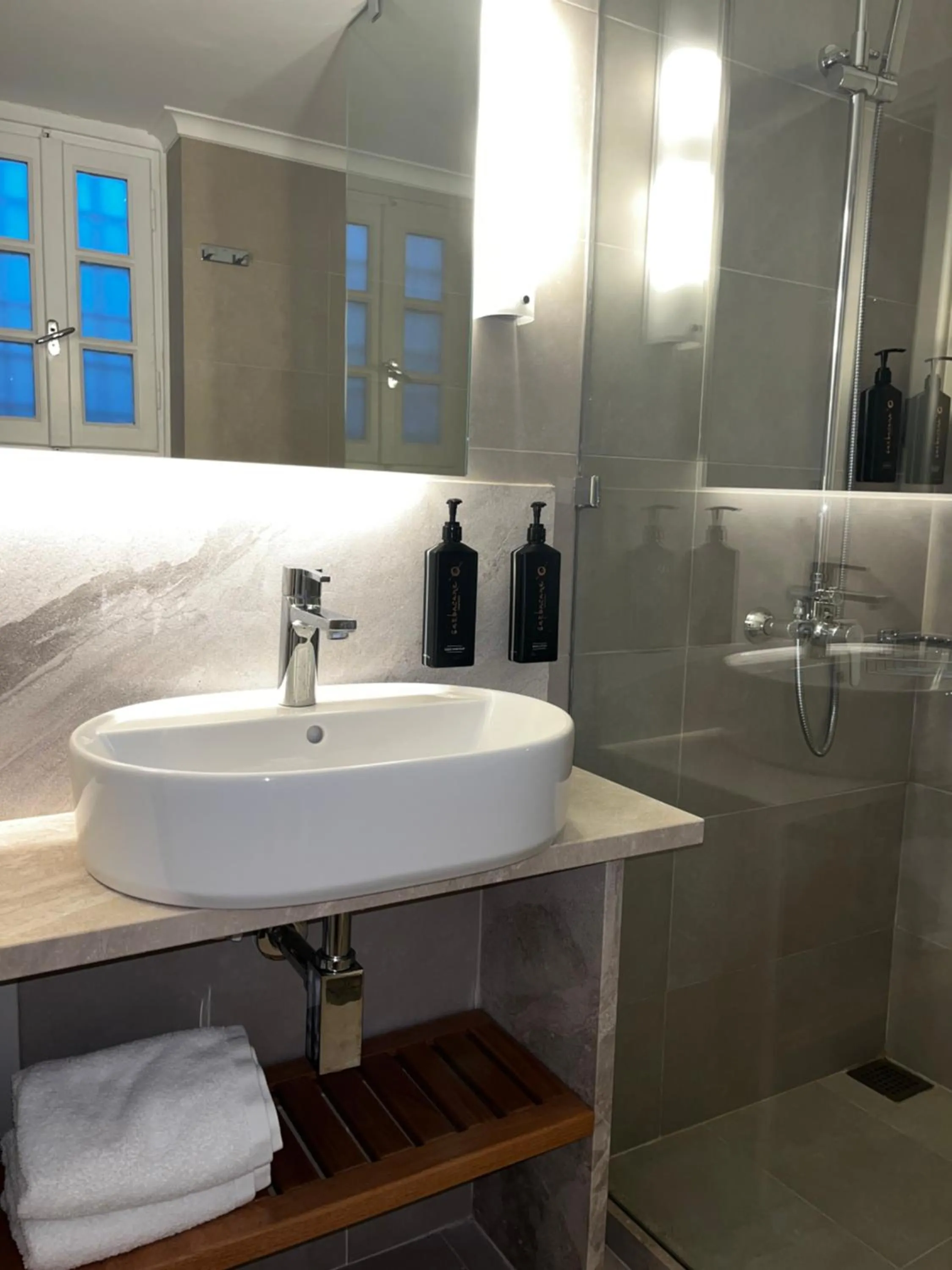 Bathroom in Nissia Traditional Residences Spetses