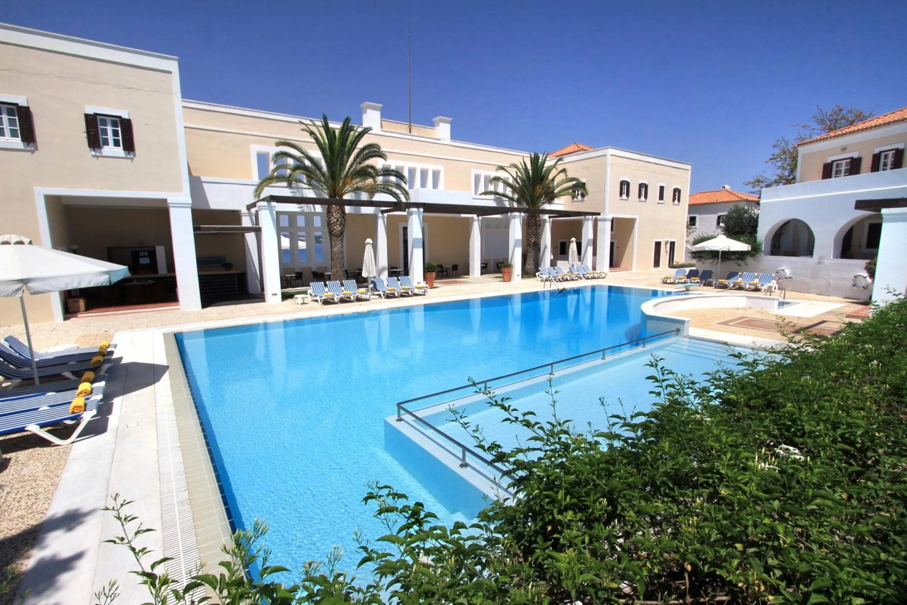 Swimming pool in Nissia Traditional Residences Spetses
