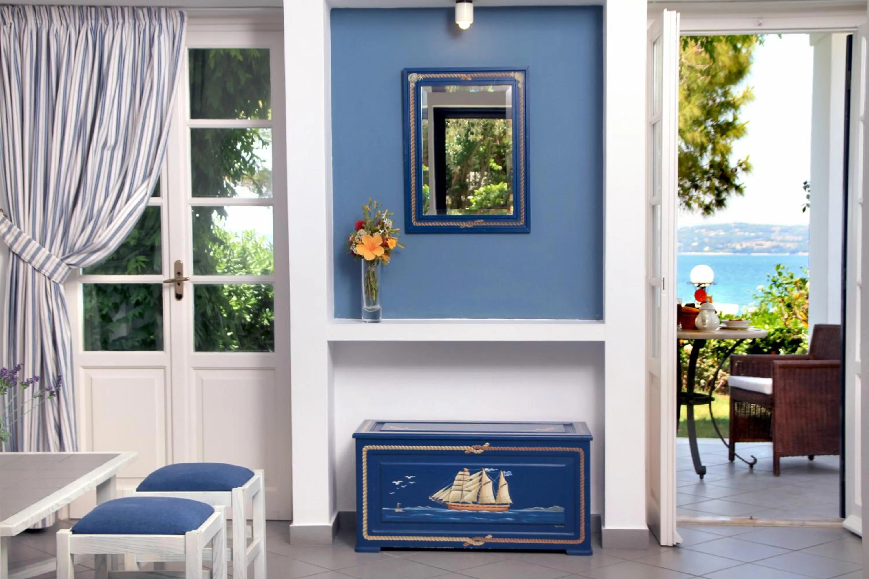 Living room in Nissia Traditional Residences Spetses
