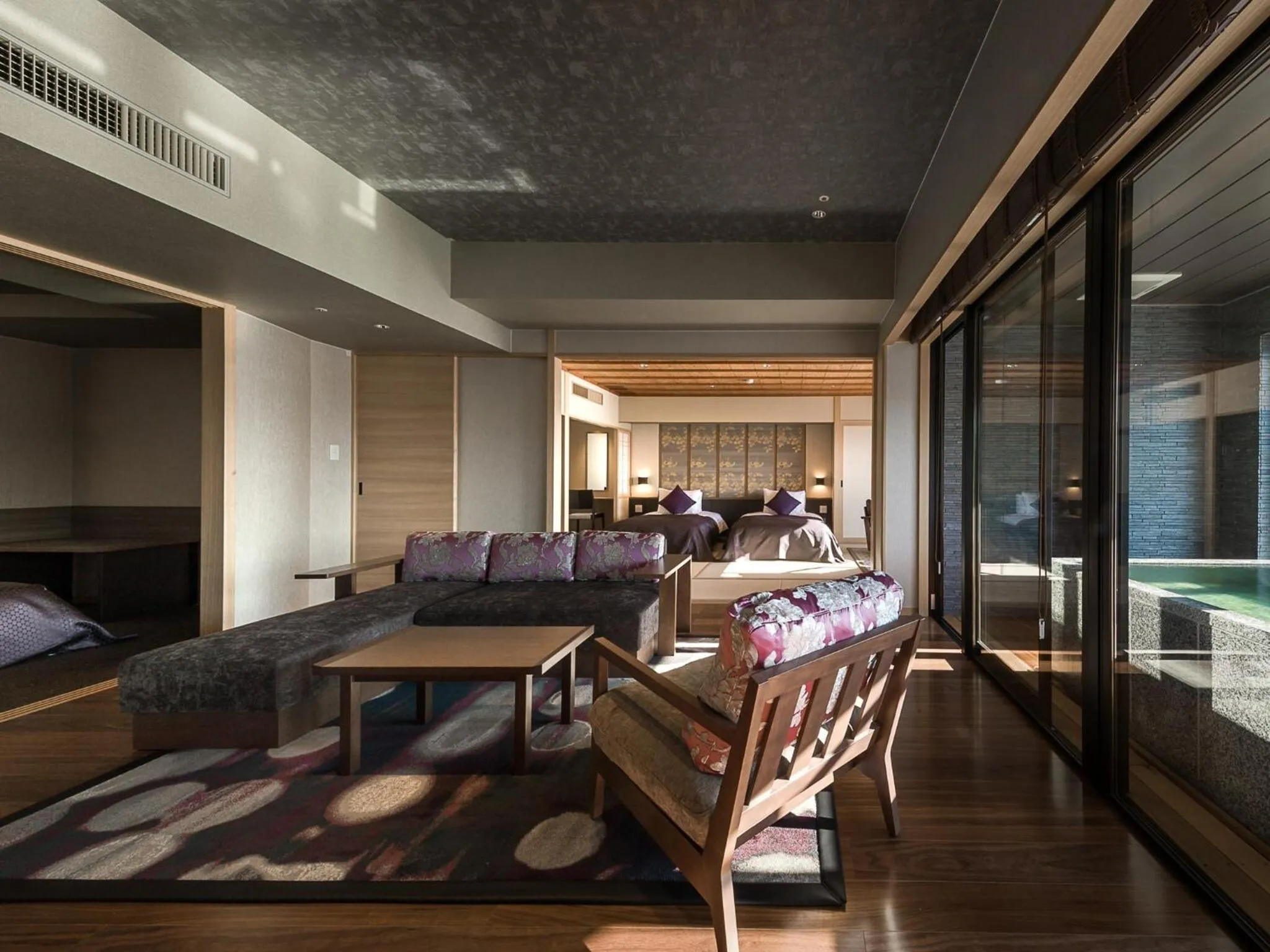 Area and facilities in Inatori Ginsuiso