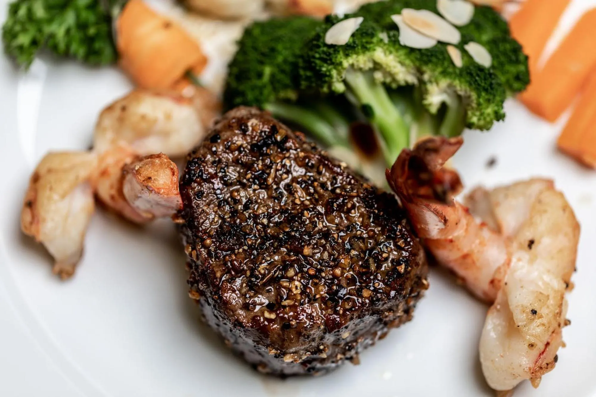 Restaurant/places to eat in Hotel Waldhaus am See