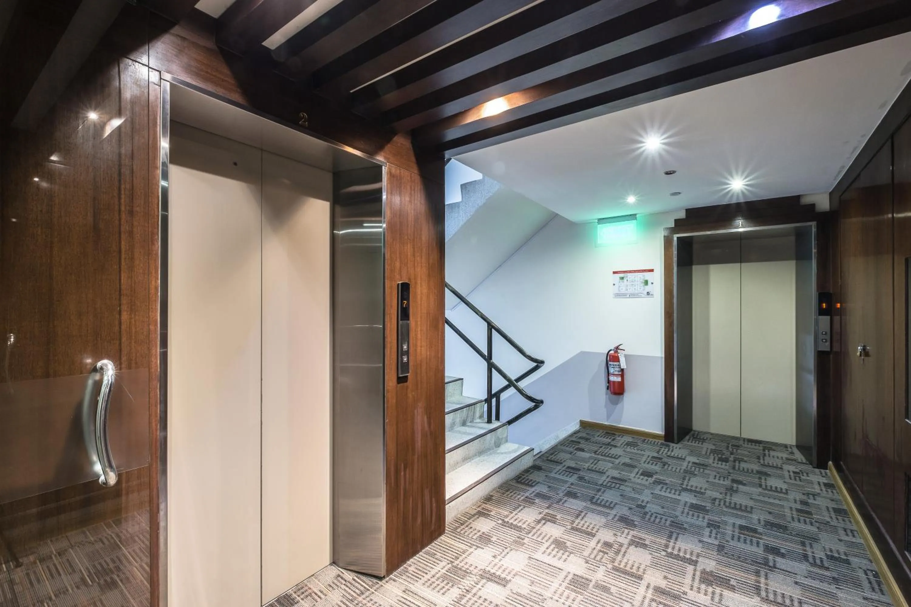 elevator in Hotel Mermaid Bangkok