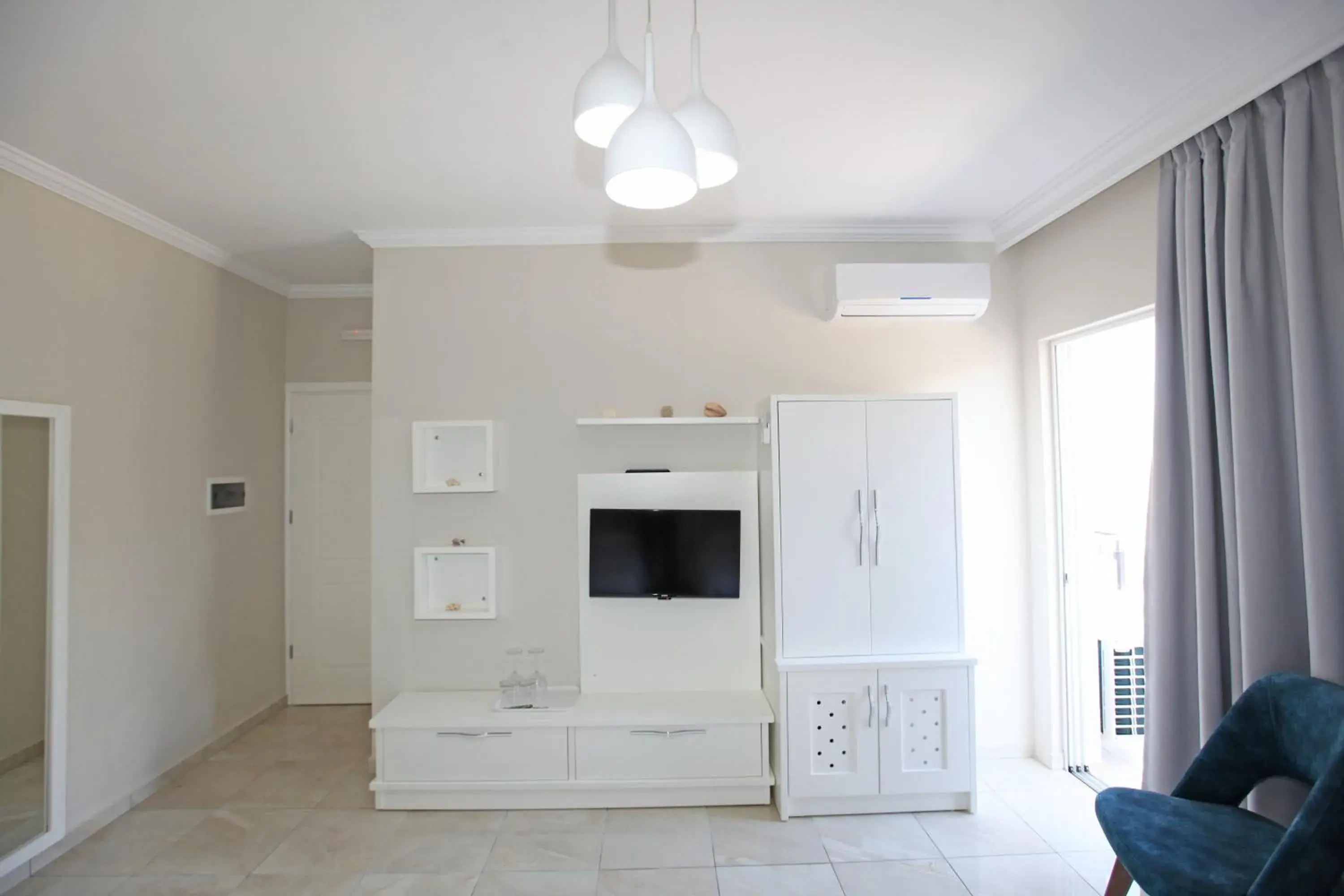 Quadruple Room with Balcony in Hotel Mare Quadruple Room with Balcony in Hotel Mare