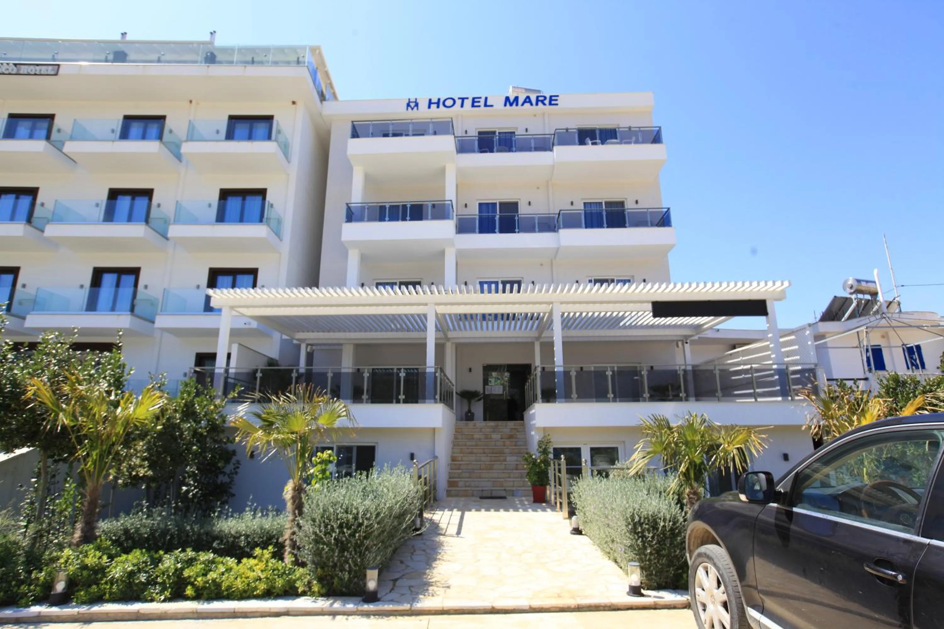 Property building in Hotel Mare