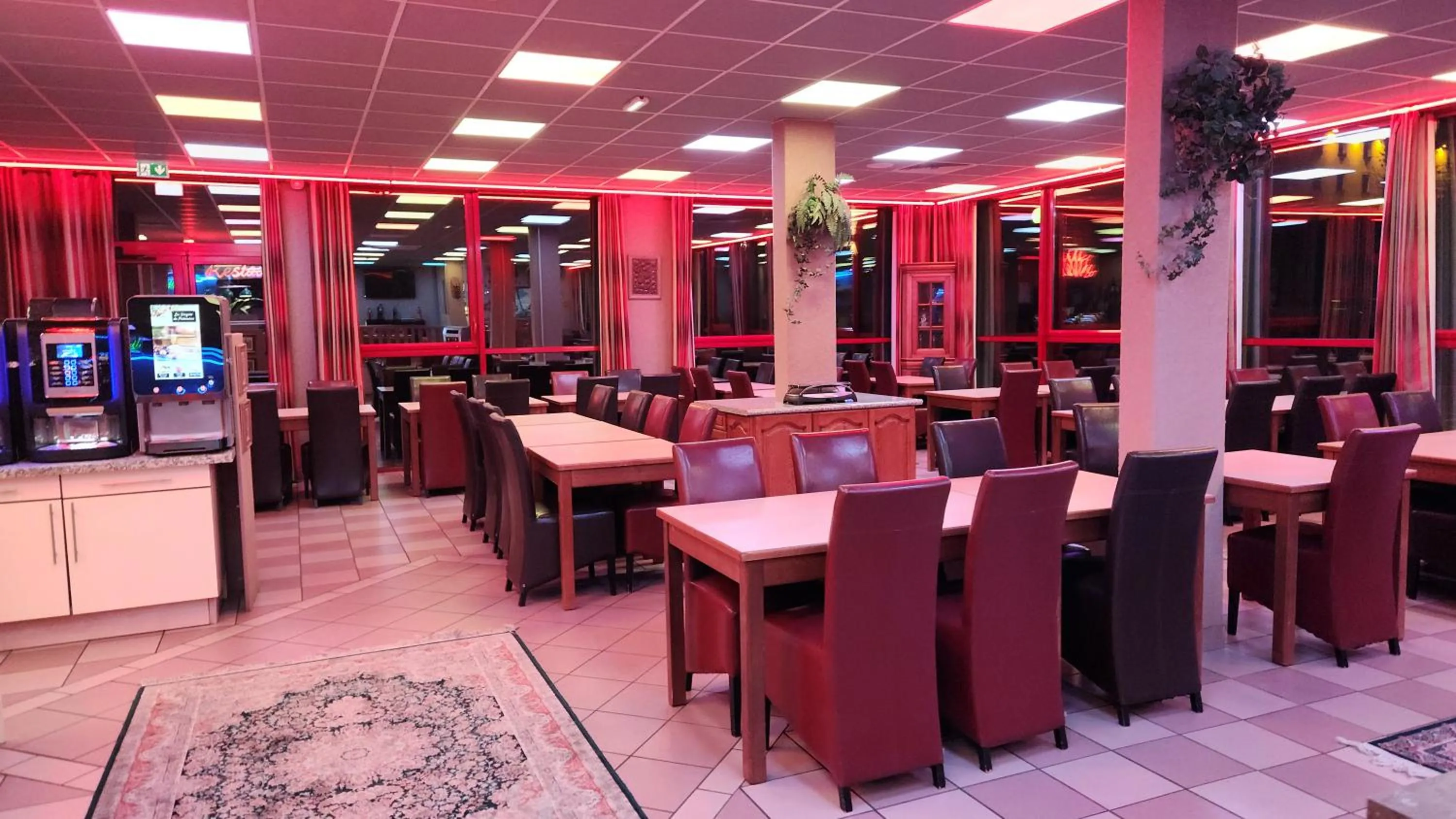 Property building in Hôtel Siatel Besançon Chateaufarine