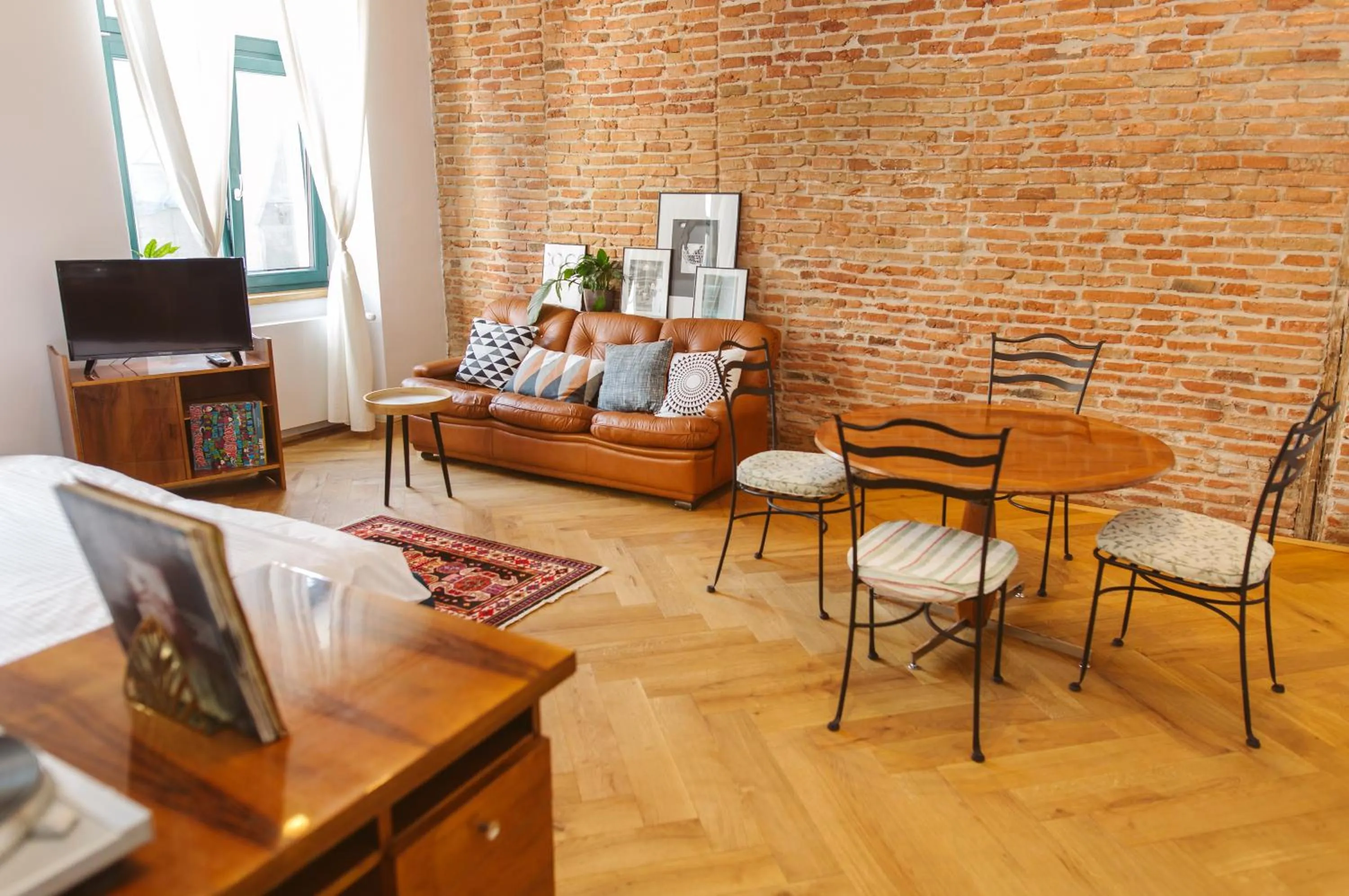 TV and multimedia in Camino Home 2